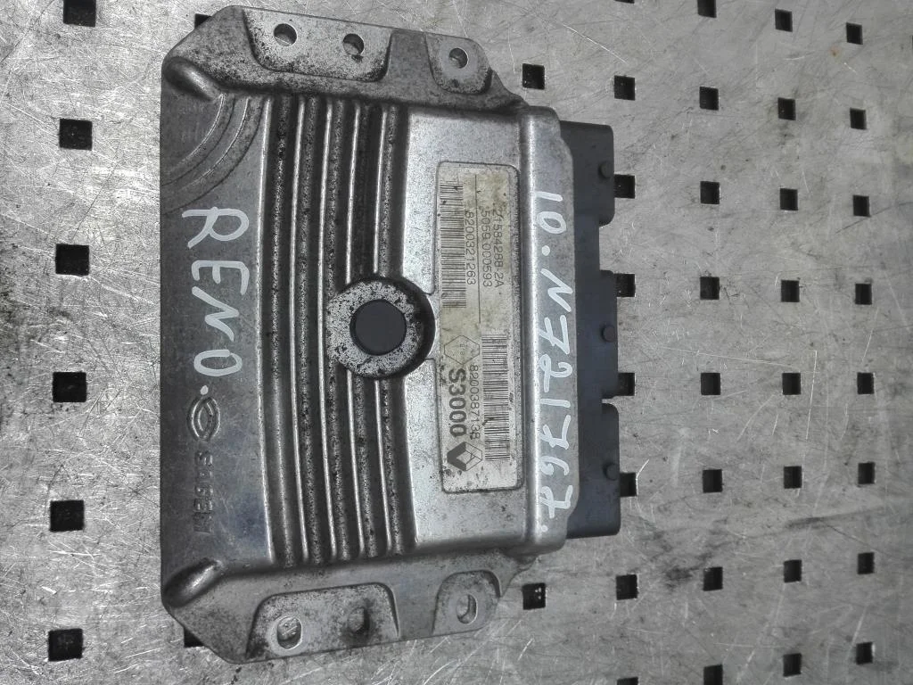Блок управления двигателем Renault Megane Megane II 2002-2006 2005 1,6 i Бензин МКПП Хэтчбек.