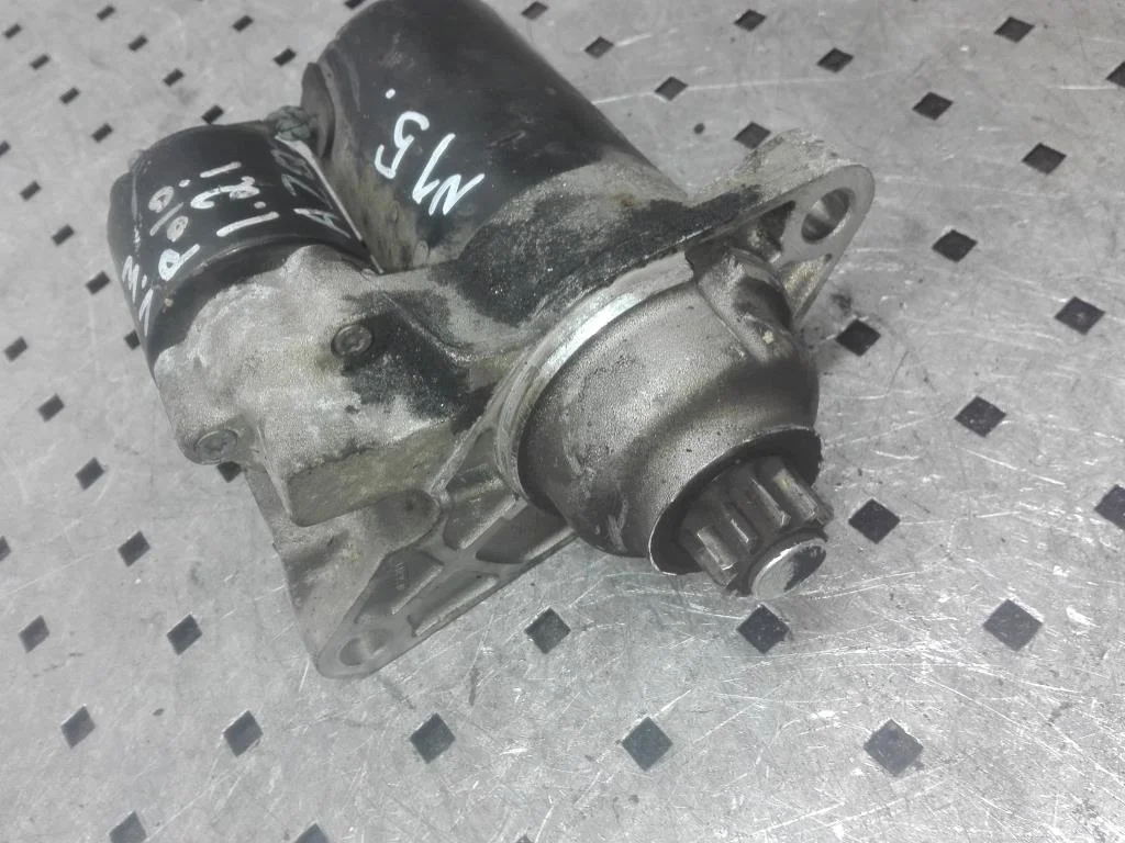 Стартер Volkswagen Polo Polo IV (9N) 2001-2005 2002 1,2 i Бензин МКПП 5ст. Хэтчбек.
