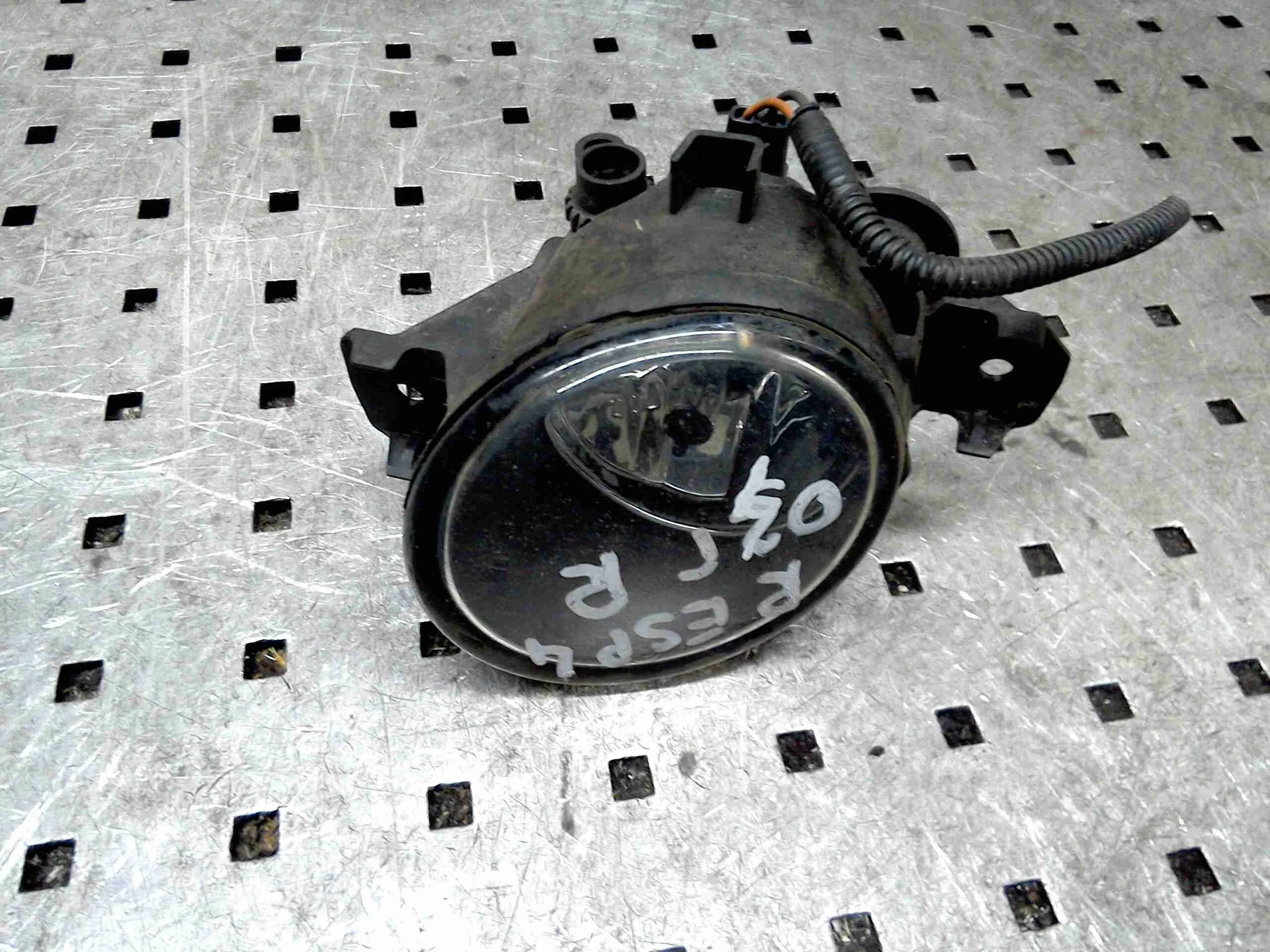 Фара противотуманная правая Renault Espace Espace IV 2002-2006 2004 2,0 i Бензин МКПП Минивэн.