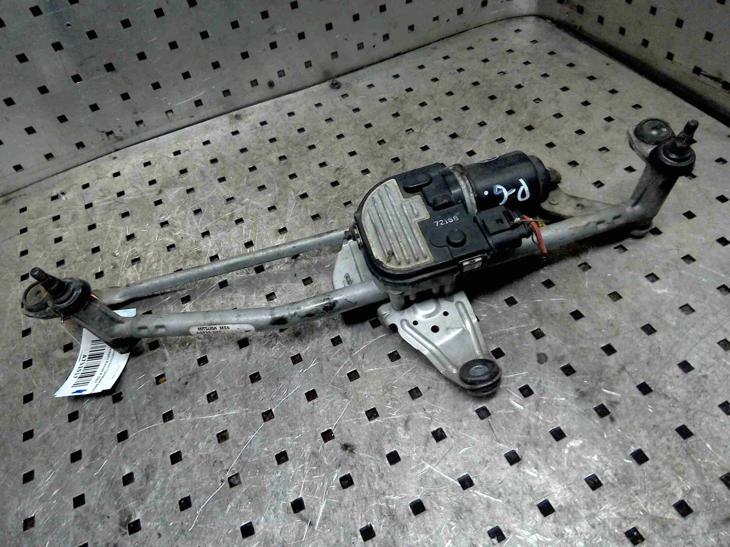Механизм стеклоочистителя (трапеция дворников) Volkswagen Passat Passat B6 (3C) 2005-2010 2007 2,0 TDi Дизель АКПП Универсал.