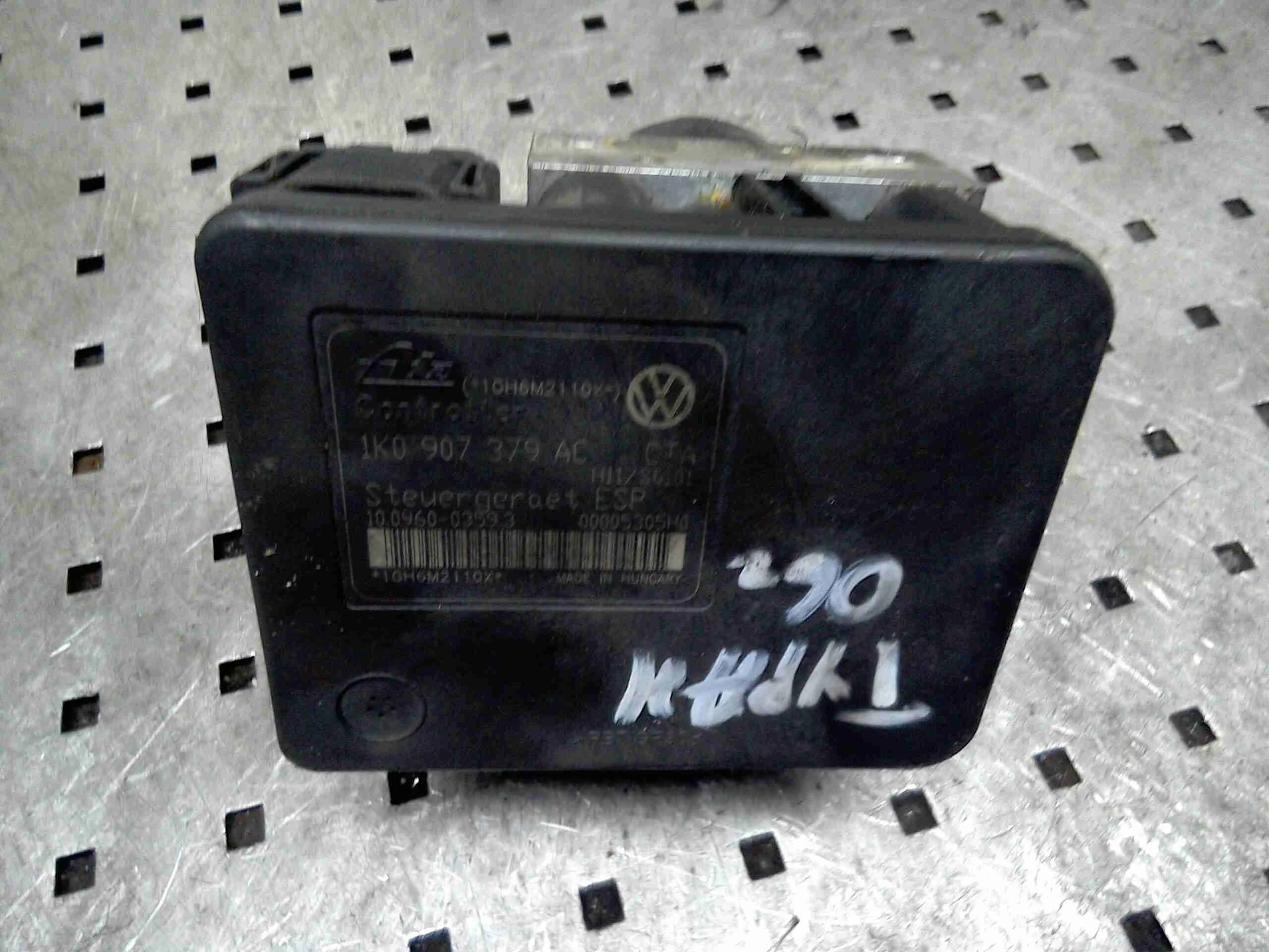 Блок ABS Volkswagen Touran Touran I (1T) 2003-2006 2006