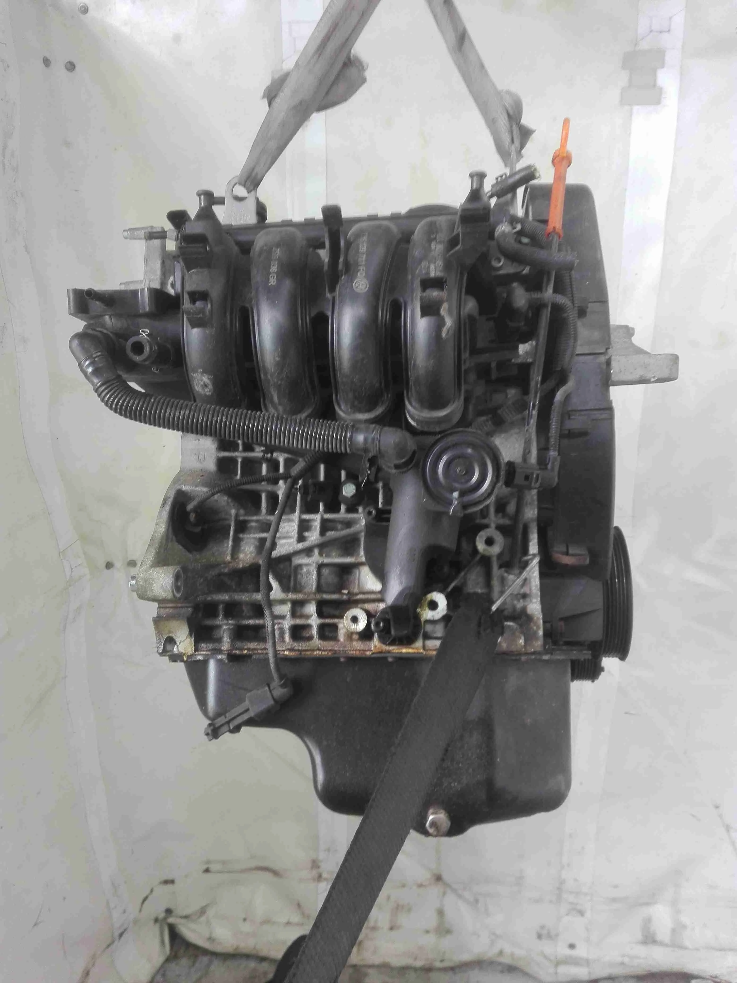 Двигатель Seat Cordoba Cordoba II (6L) 2003-2009 2004 1,4 i Бензин МКПП Седан.