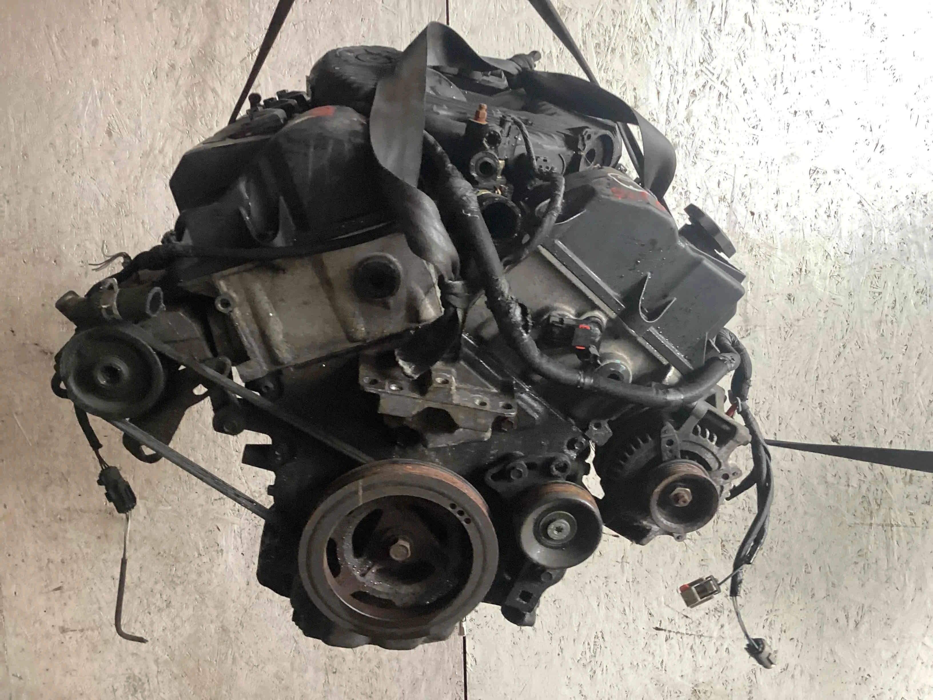 Двигатель Chrysler Sebring Sebring II (JR) 2000-2007 2004 2,7 i Бензин МКПП Седан.