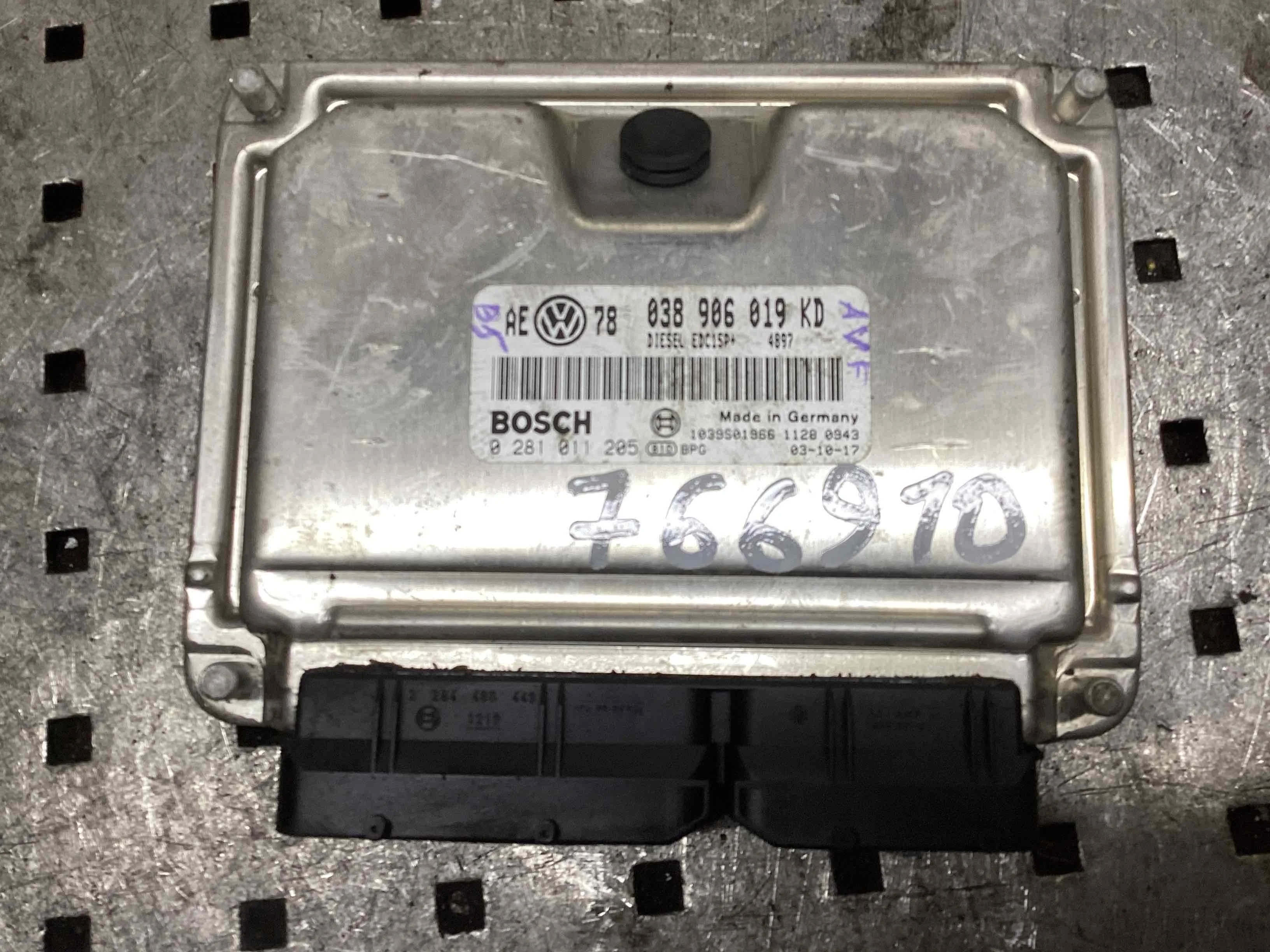Блок управления двигателем Volkswagen Passat Passat B5+ (3B) 2000-2005 рестайлинг 2003 1,9 TDi Дизель