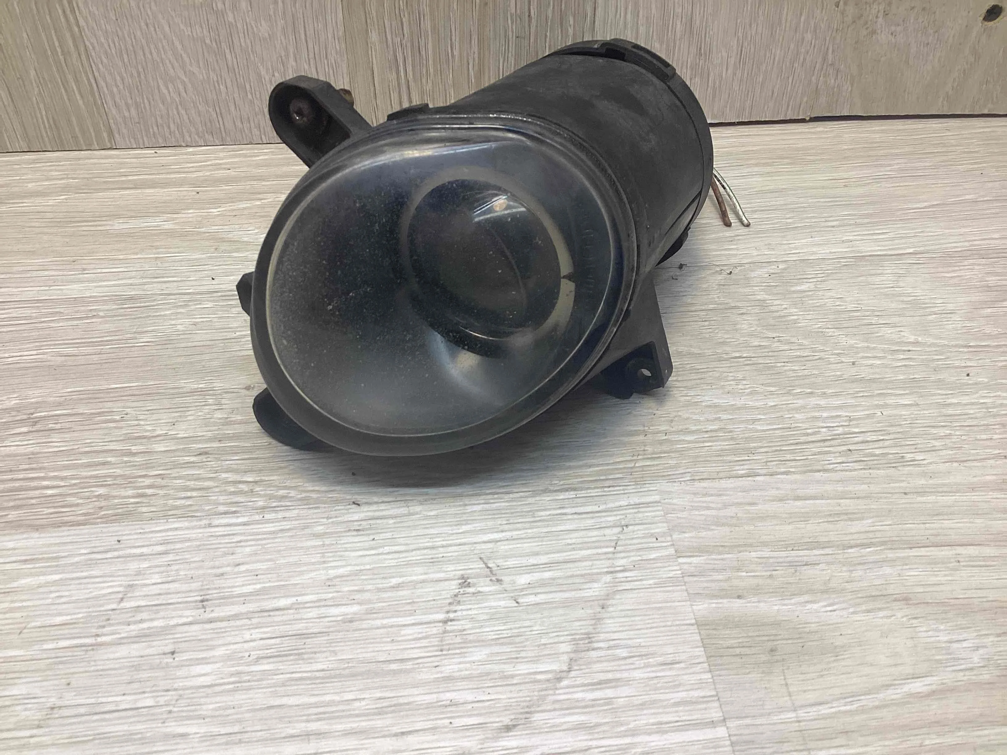 Фара противотуманная правая Volkswagen Passat Passat B5+ (3B) 2000-2005 рестайлинг 2003