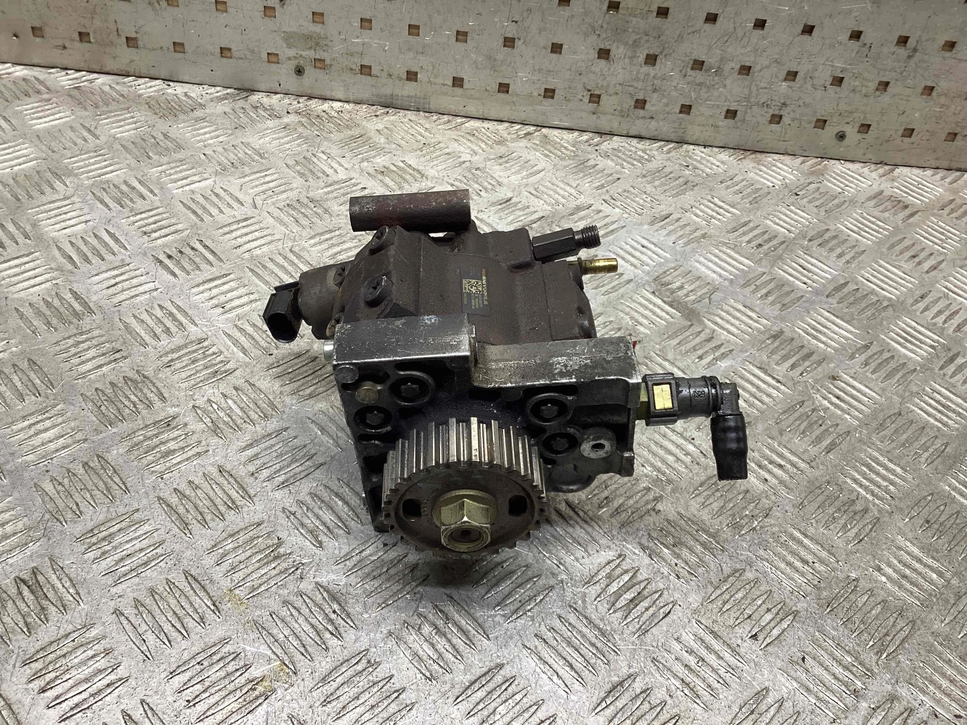 ТНВД Peugeot 607 607 2004-2009 рестайлинг 2004 2,7 HDi Дизель АКПП Седан.
