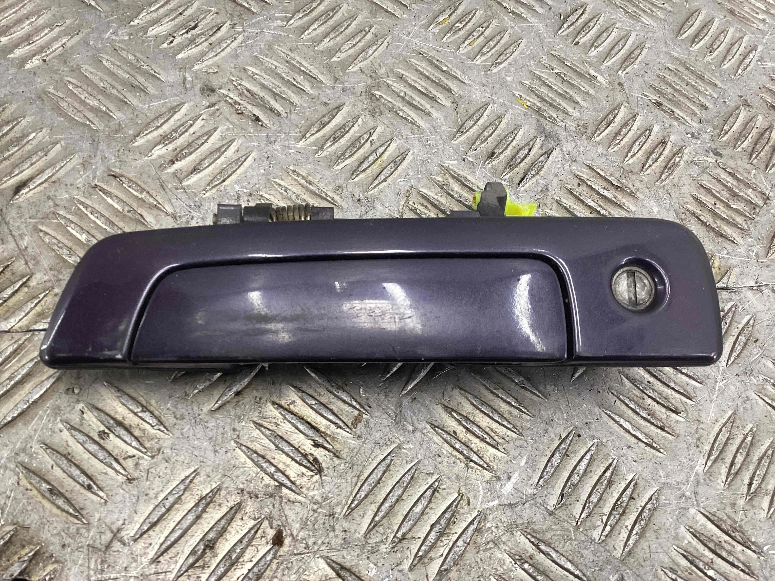 Ручка наружная передняя левая Mitsubishi Galant Galant VIII 1996-2003 2001 2,5 i Бензин АКПП Универсал.