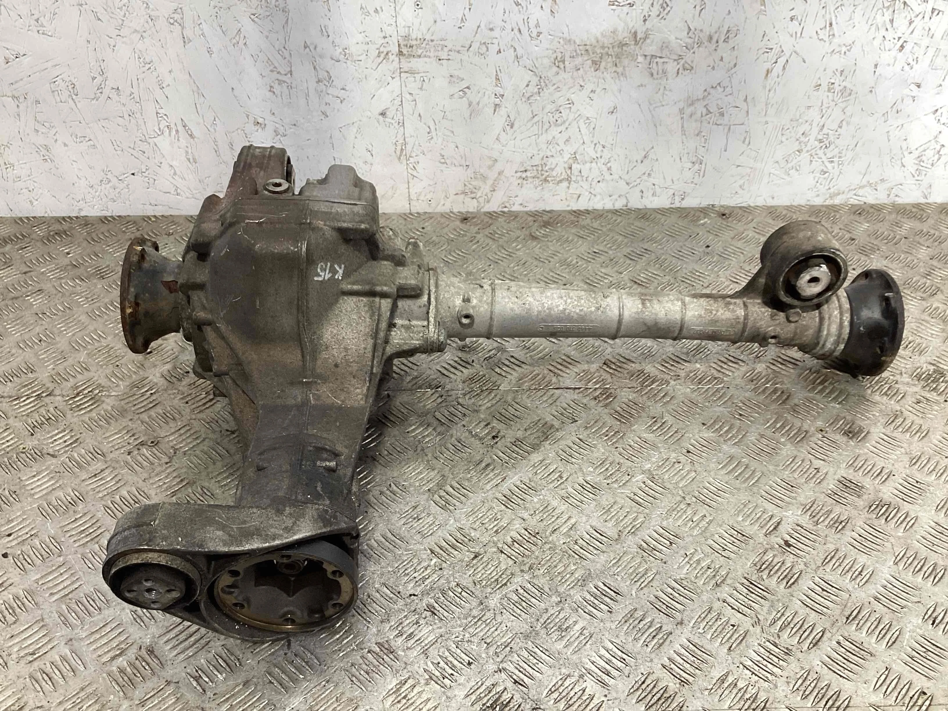 Редуктор переднего моста Volkswagen Touareg Touareg I (7L) 2002-2006 2004 2,5 TDi Дизель АКПП Внедорожник.