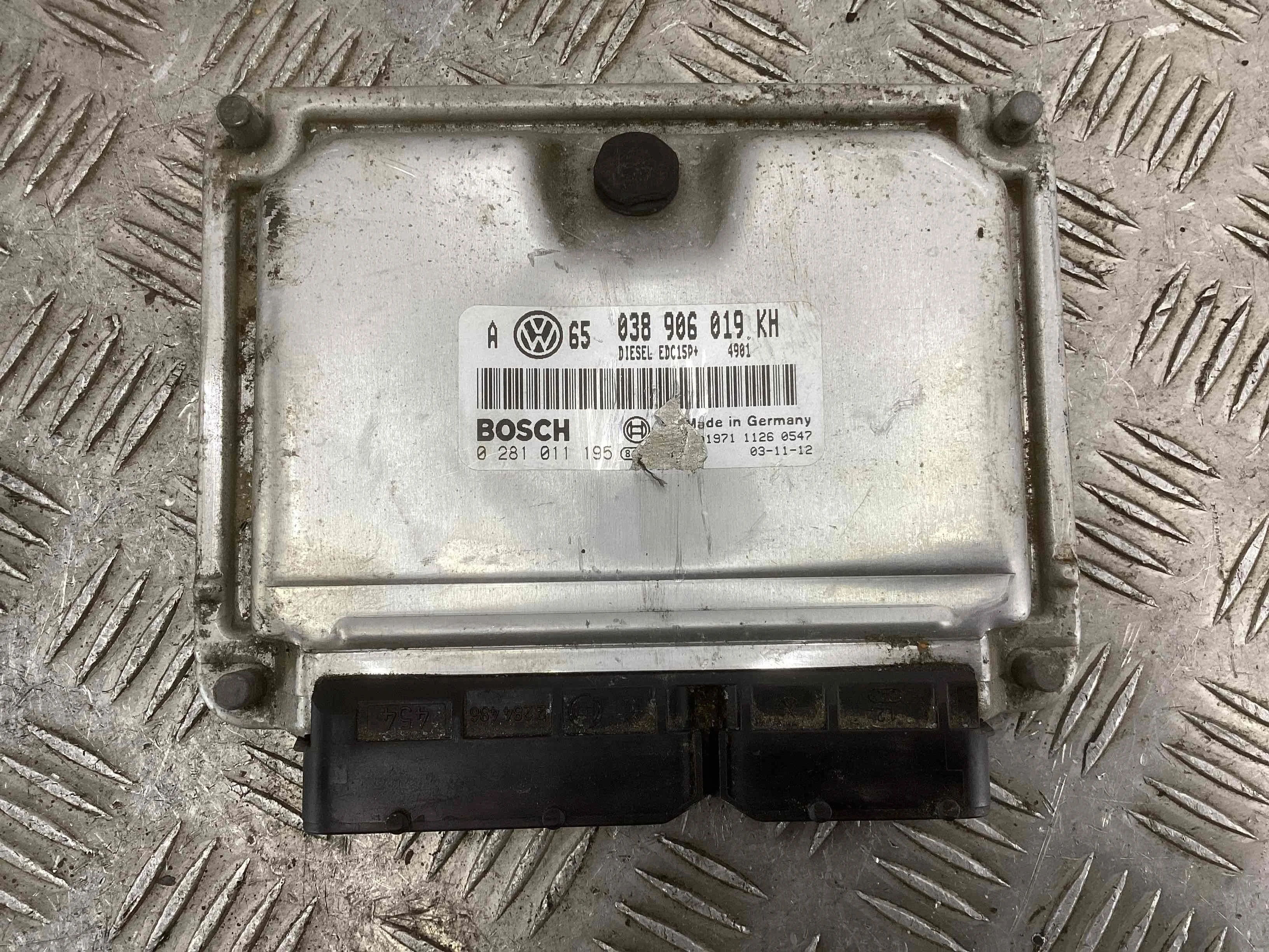 Блок управления двигателем Volkswagen Golf Golf IV (1J) 1997-2004 2003 1,9 TDi Дизель АКПП Универсал.