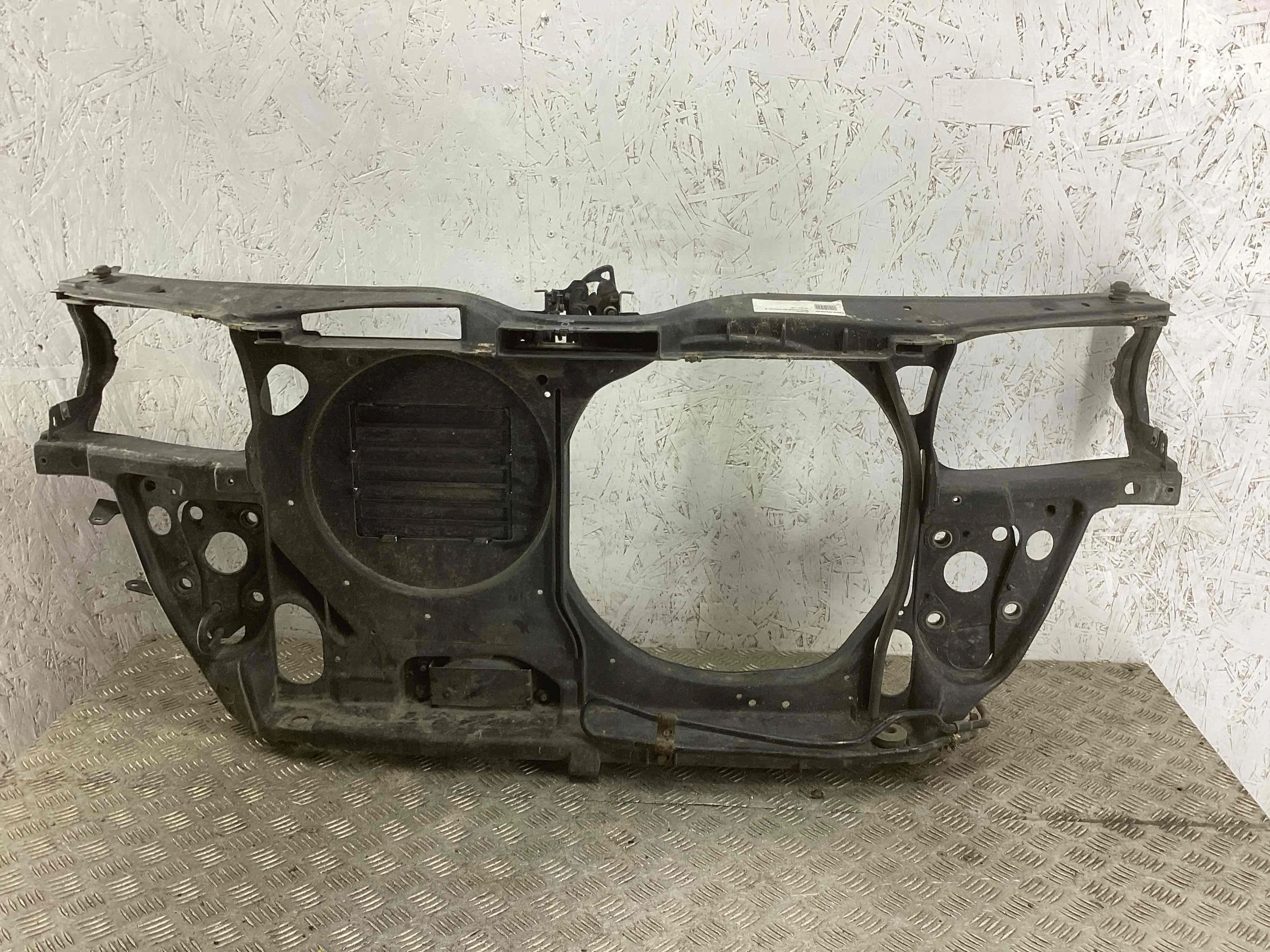 Передняя панель крепления облицовки (телевизор) Volkswagen Passat Passat B5 (3B) 1996-2000 1999