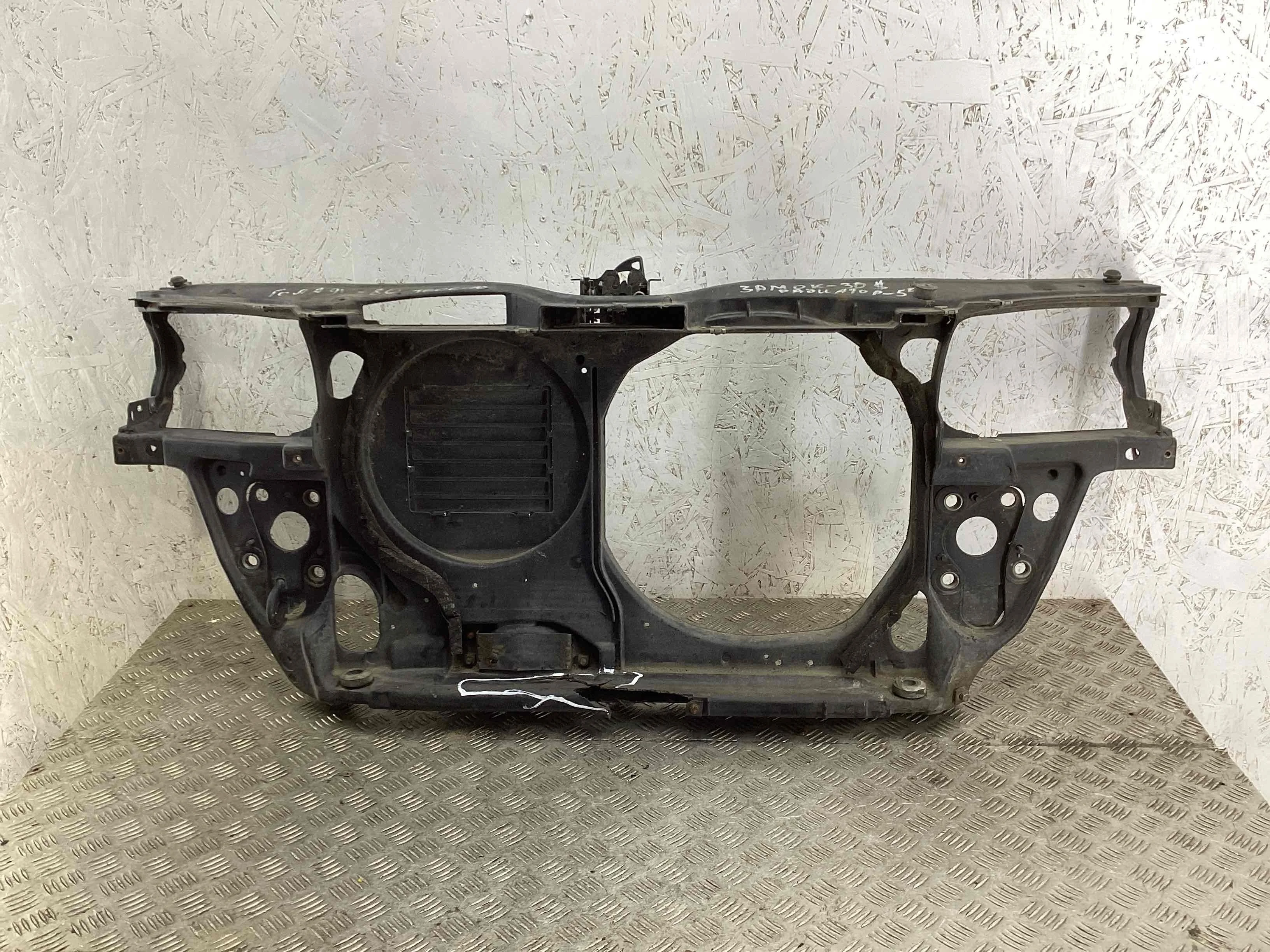 Передняя панель крепления облицовки (телевизор) Volkswagen Passat Passat B5 (3B) 1996-2000 1999