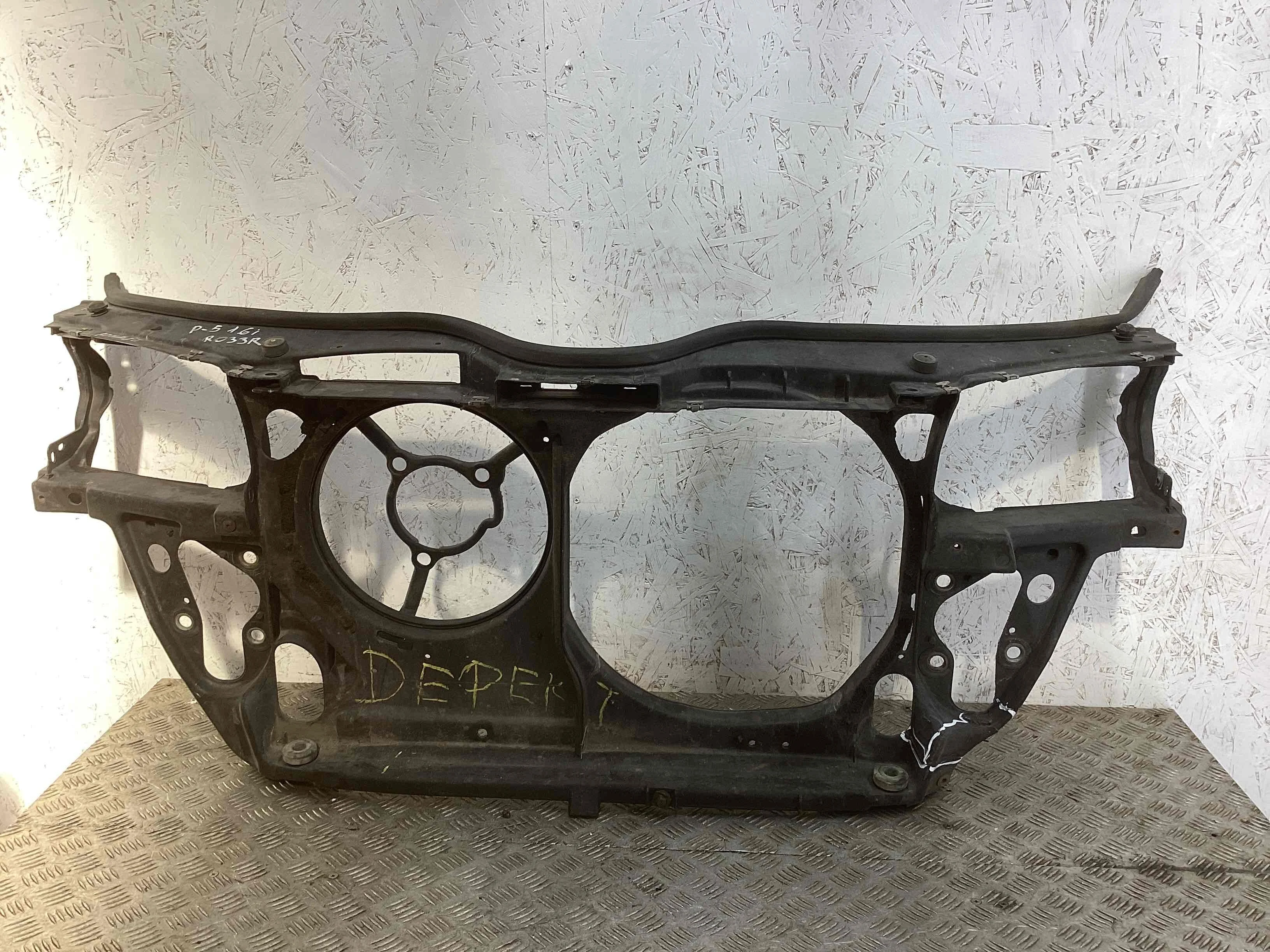 Передняя панель крепления облицовки (телевизор) Volkswagen Passat Passat B5 (3B) 1996-2000 1999