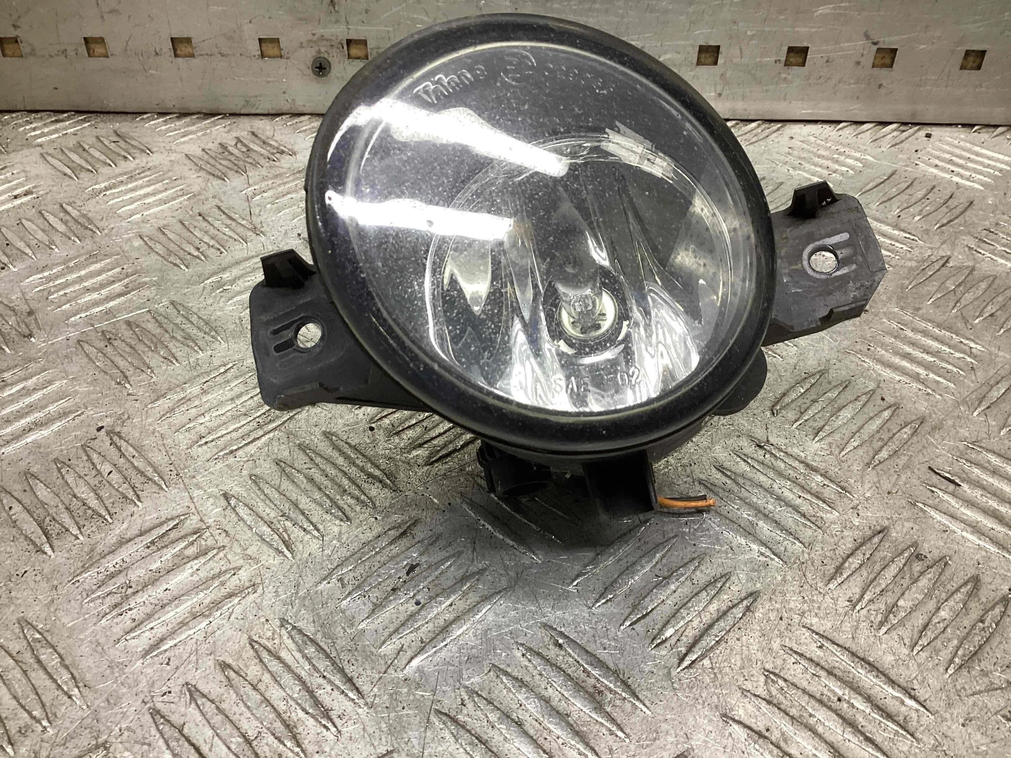 Фара противотуманная левая Renault Espace Espace IV 2002-2006 2005 2,2 DCi Дизель МКПП 6ст. Минивэн.