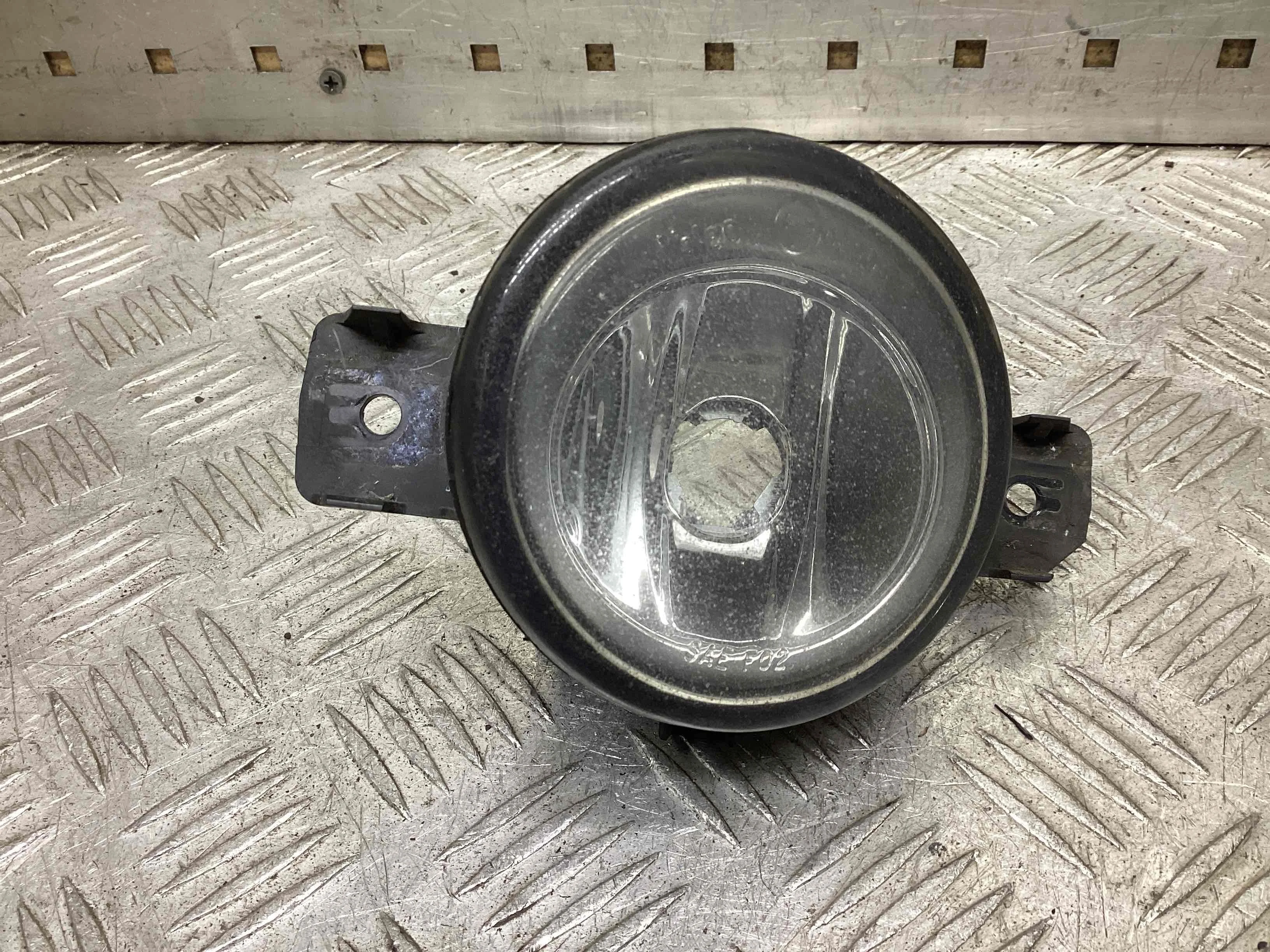 Фара противотуманная левая Renault Espace Espace IV 2002-2006 2004 2,2 DCi Дизель МКПП 6ст. Минивэн.