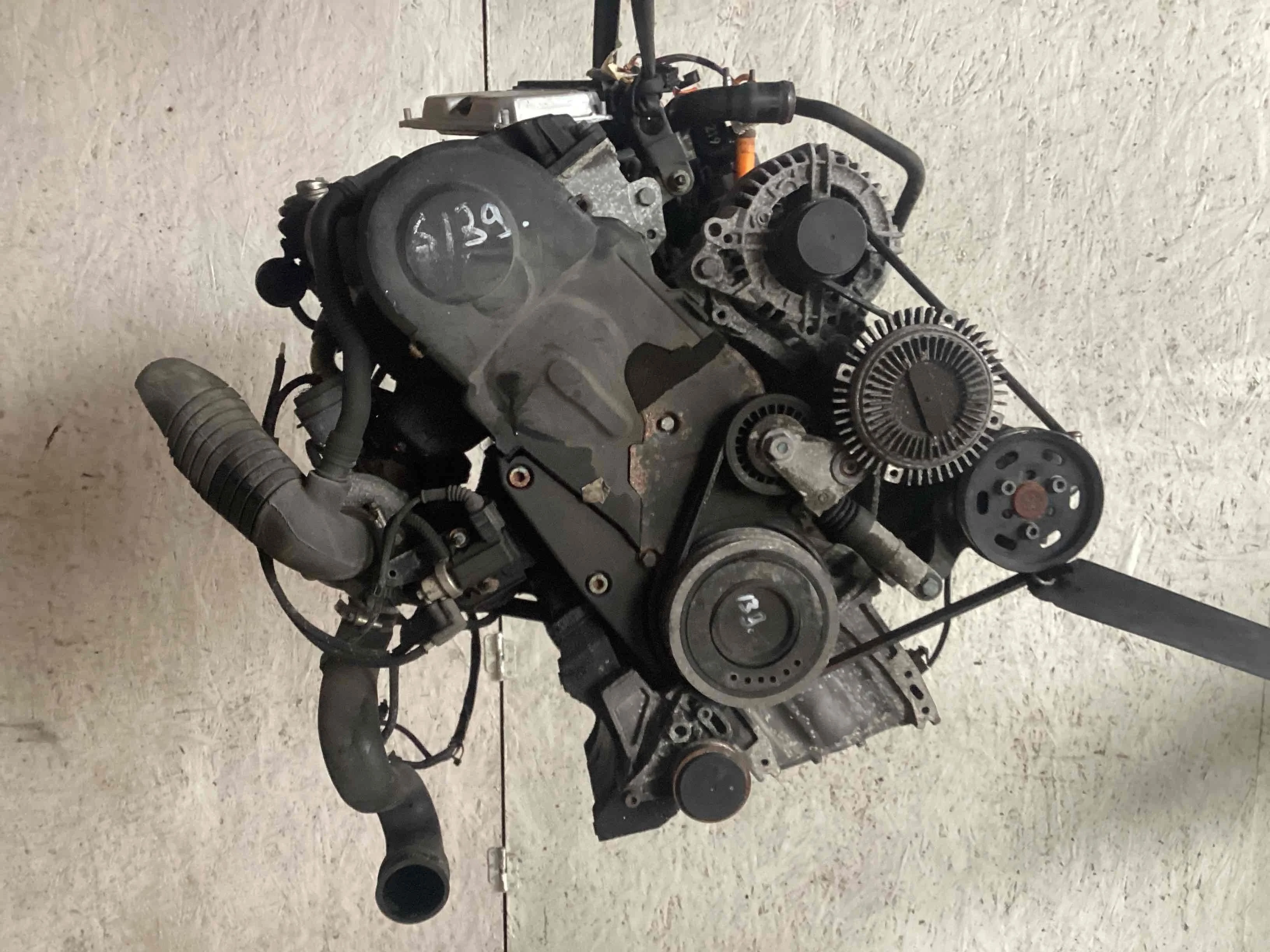 Двигатель Volkswagen Passat Passat B5+ (3B) 2000-2005 рестайлинг 2002 1,9 TDi Дизель МКПП 5ст. Универсал.