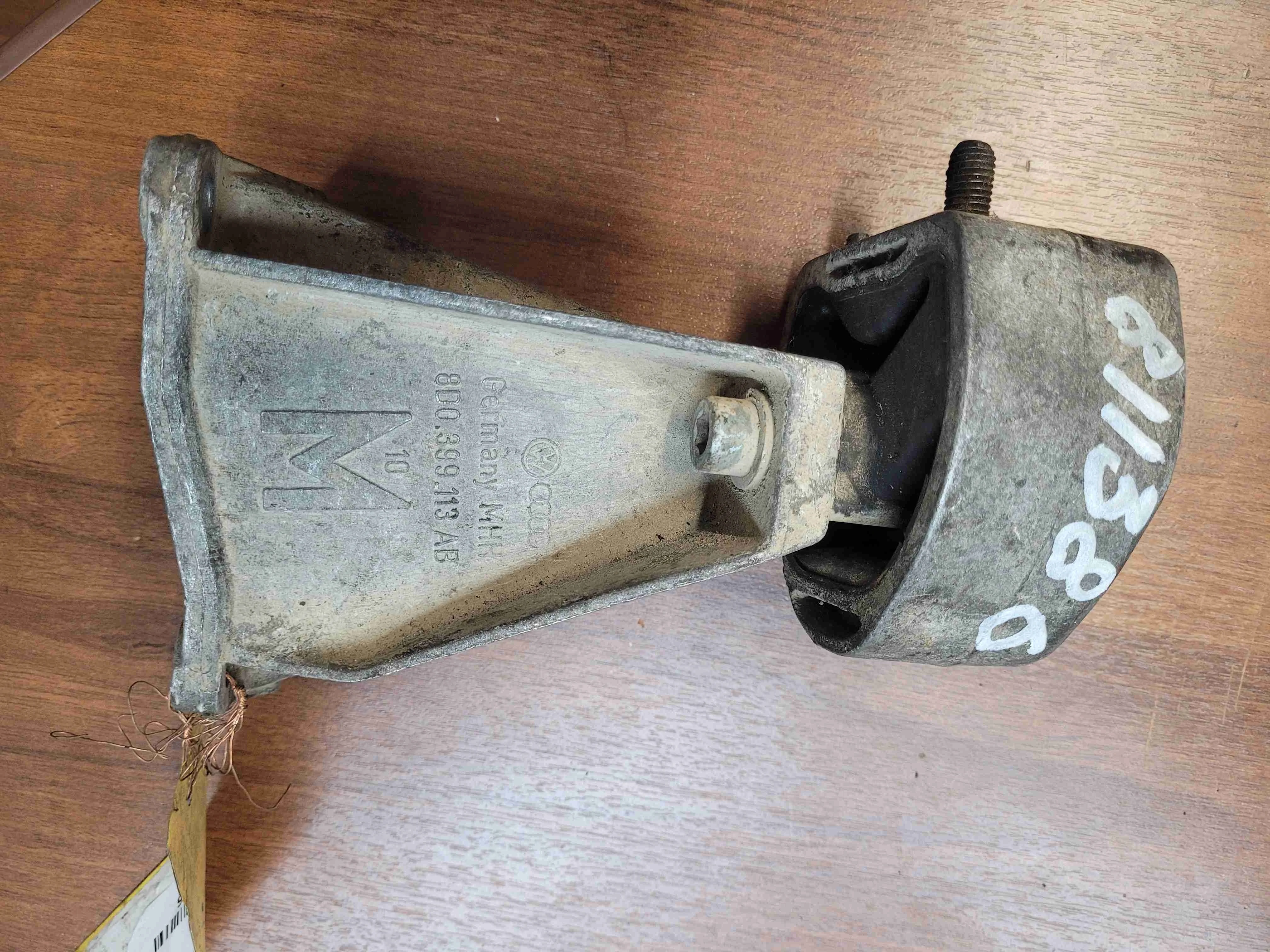Кронштейн КПП Audi A4 A4 B5 (8D) 1994-1999 1998 1,8 i Бензин МКПП Седан.