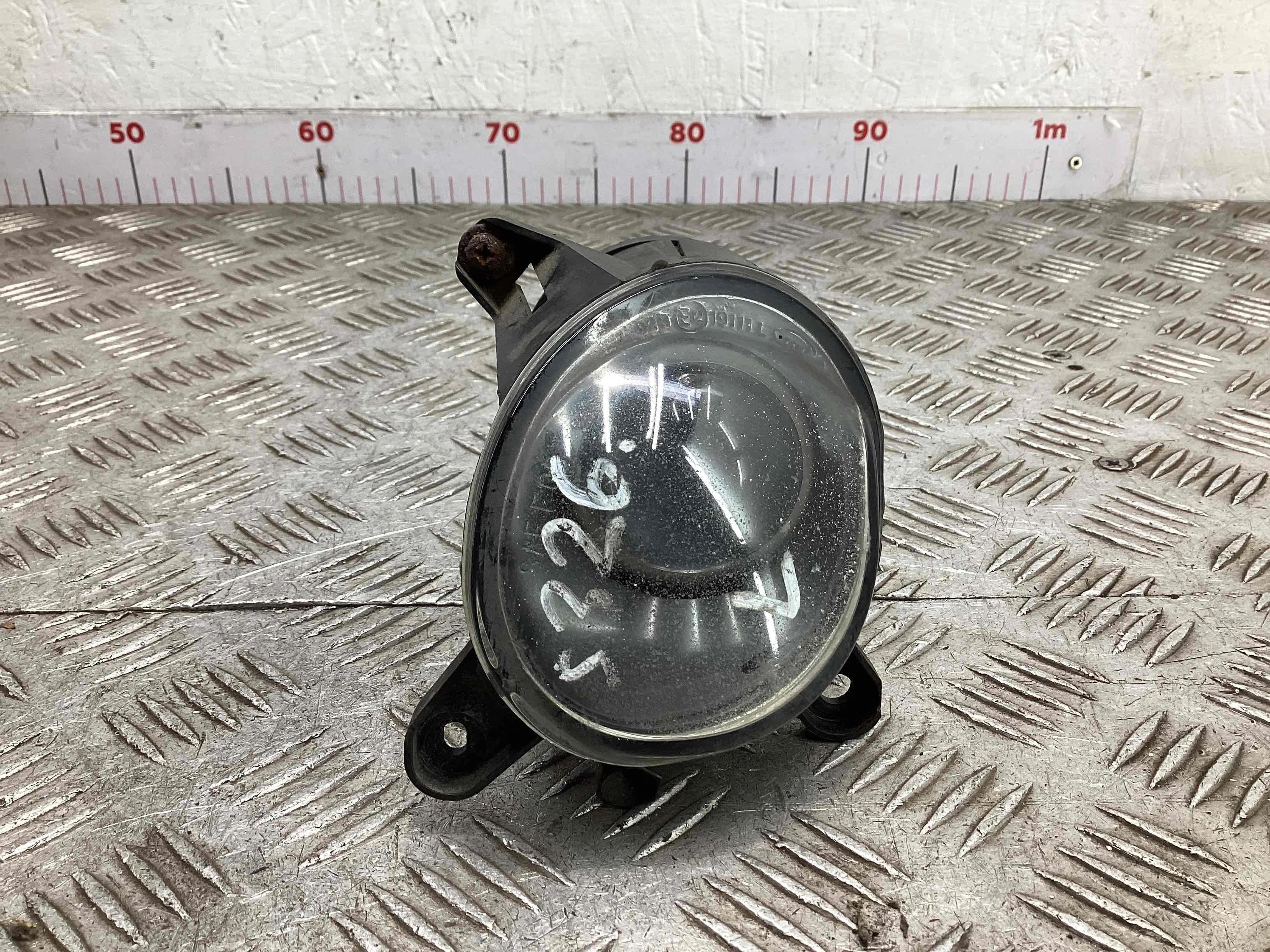 Фара противотуманная левая Volkswagen Passat Passat B5+ (3B) 2000-2005 рестайлинг 2004 1,9 TDi Дизель АКПП Универсал.