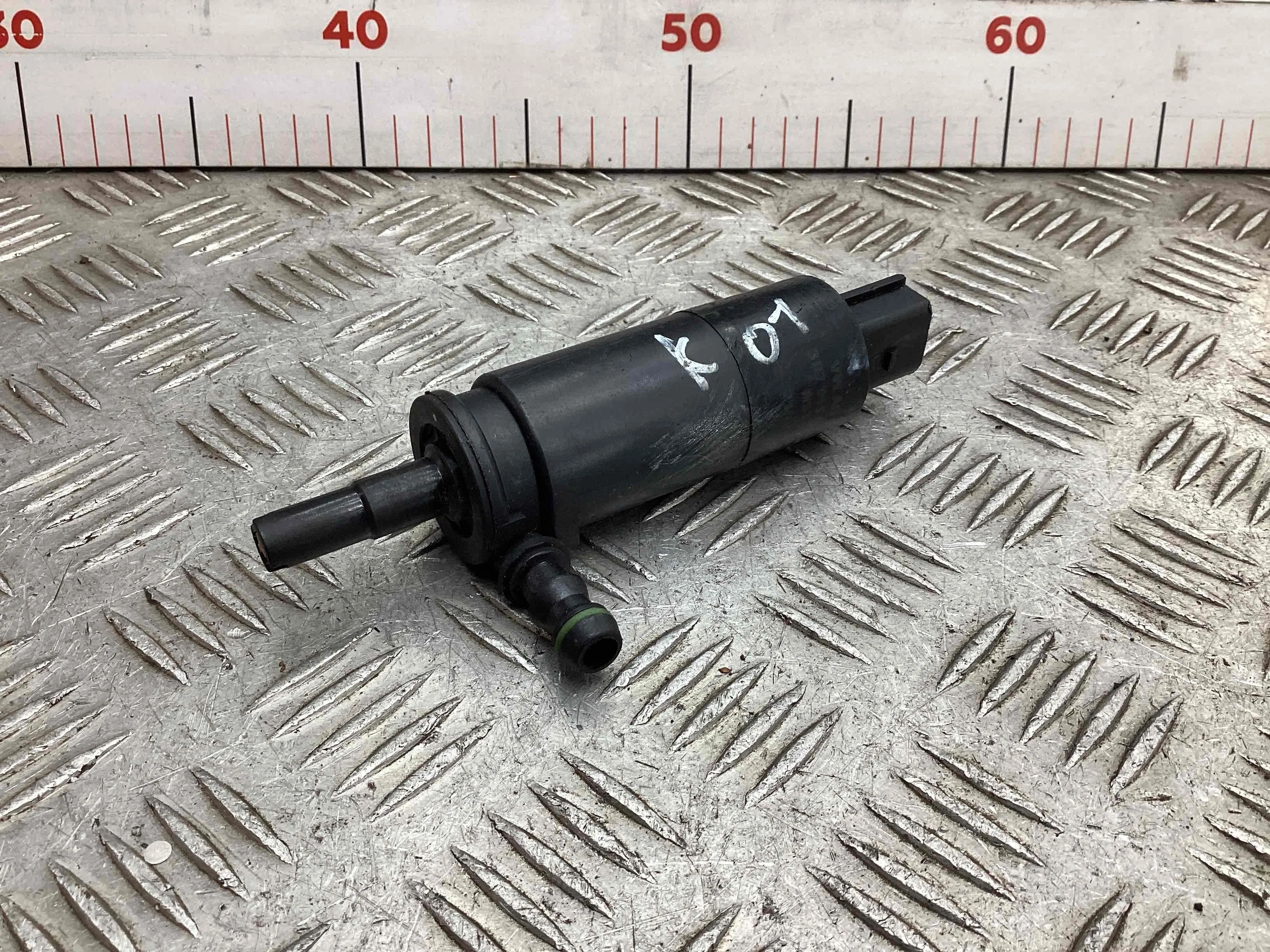 Насос (моторчик) омывателя фар Volkswagen Touran Touran I (1T) 2003-2006 2005 2,0 TDi Дизель АКПП Минивэн.