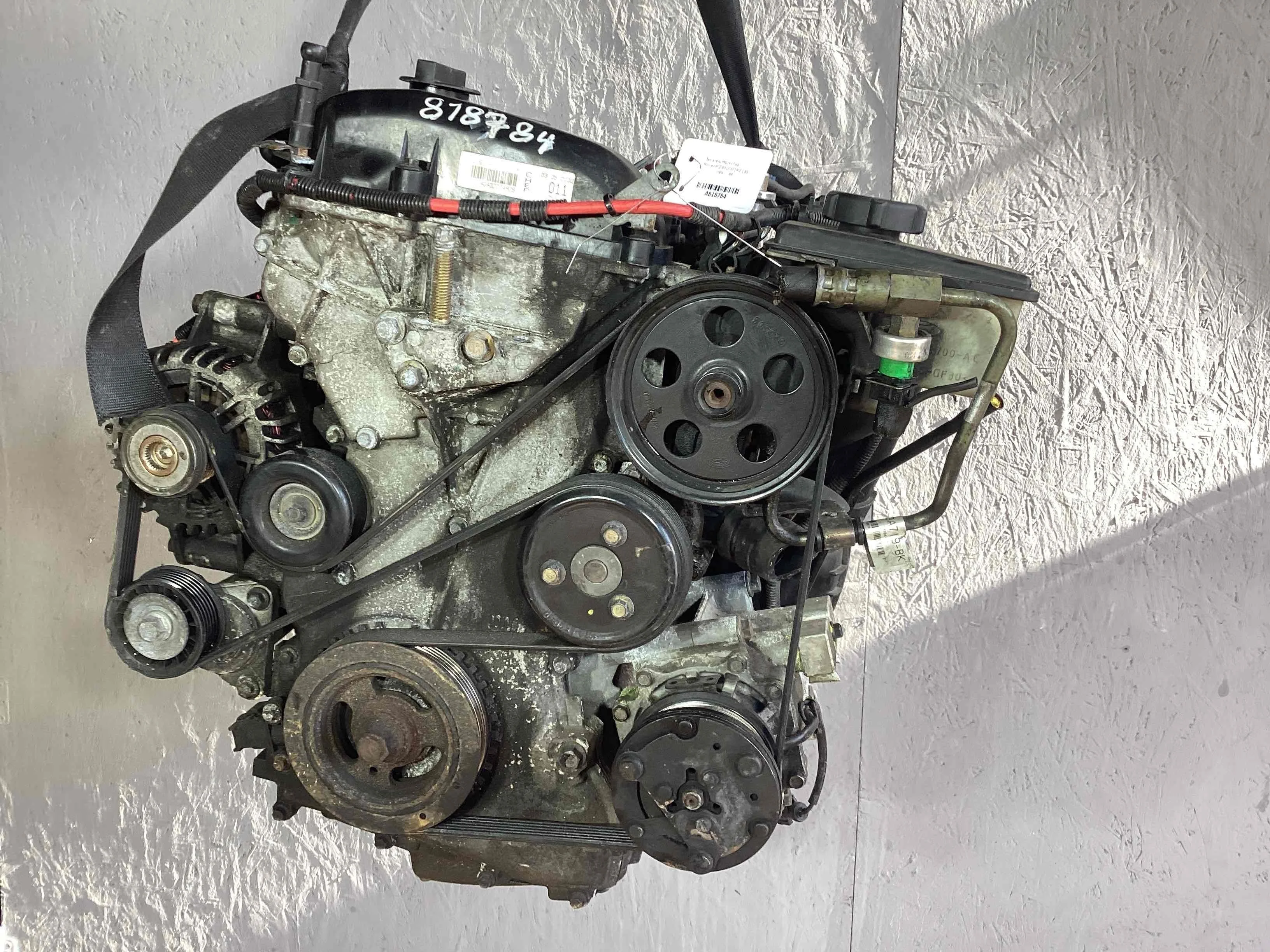 Двигатель Ford Mondeo Mondeo III 2000-2003 2002 1,8 i Бензин МКПП 5ст. Универсал.
