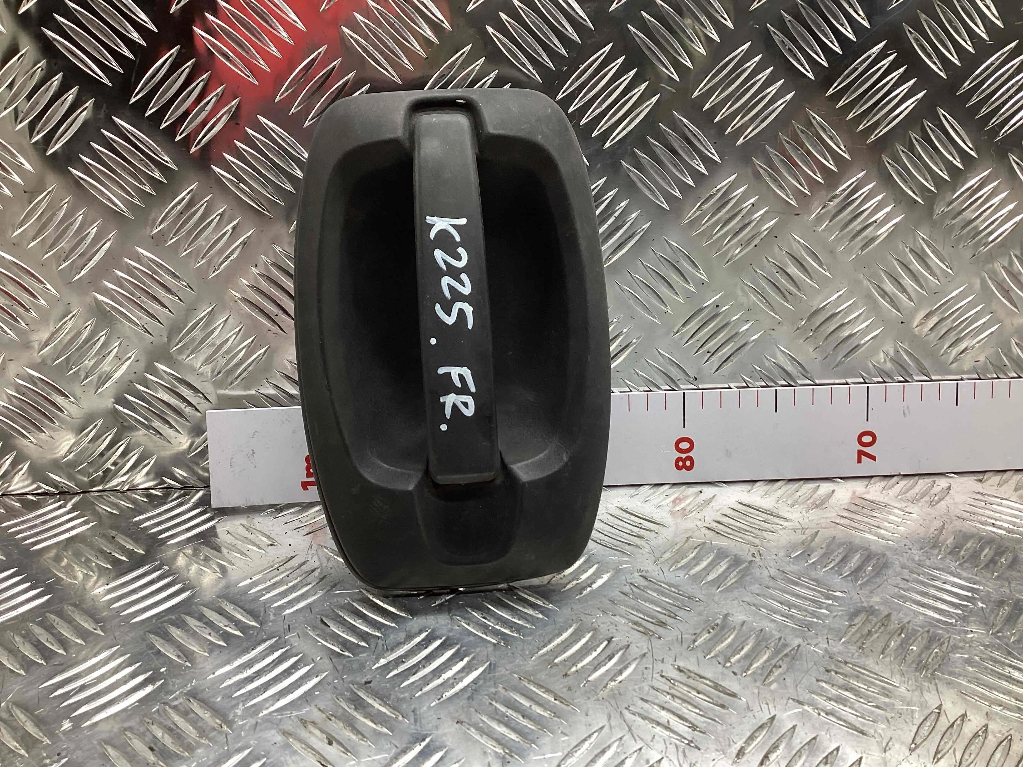 Ручка наружная передняя правая Peugeot Boxer Boxer II 2006-2014 2007 2,2 HDi Дизель МКПП 6ст. Микроавтобус.
