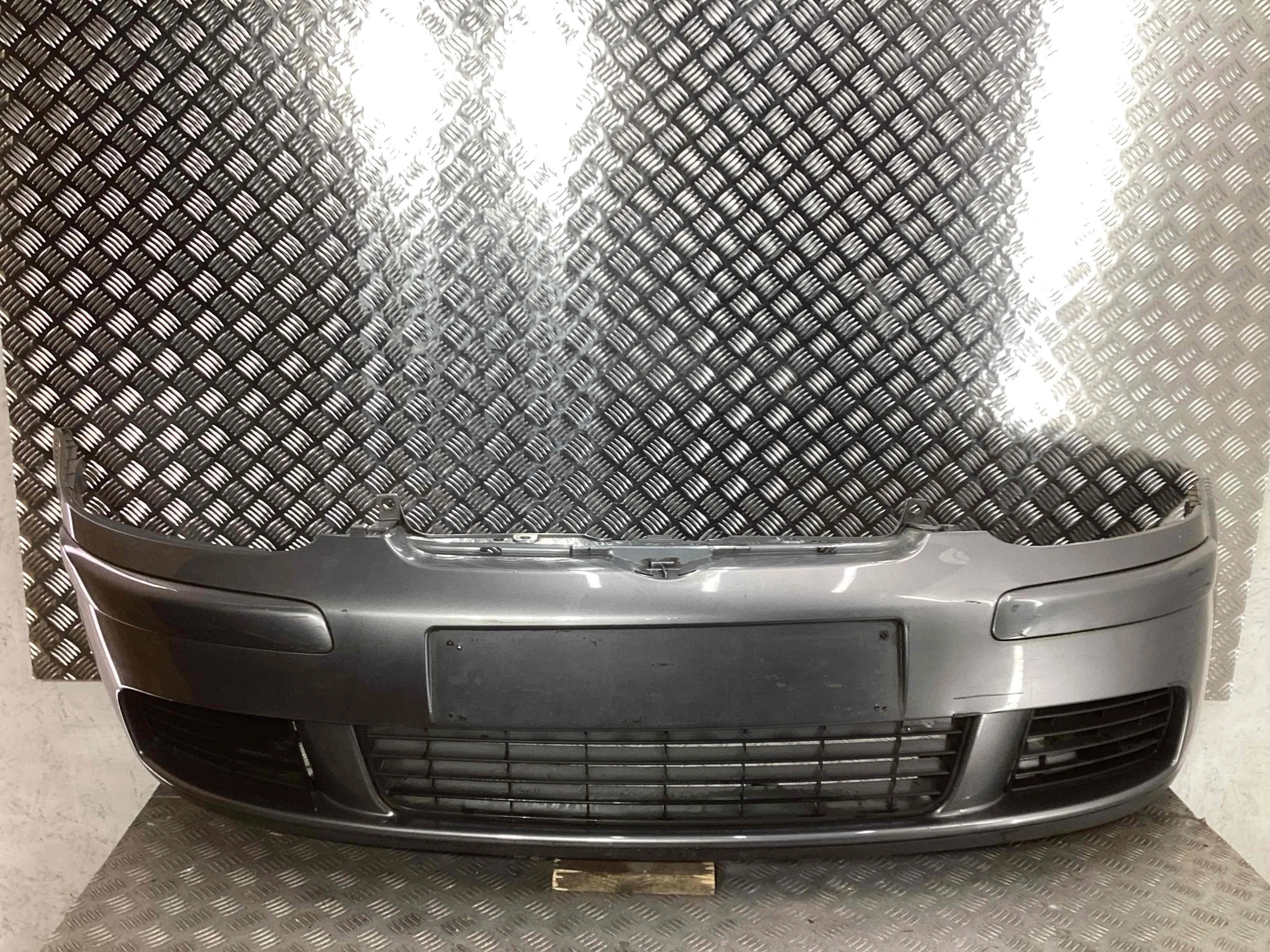 Бампер передний Volkswagen Golf Golf V (1K) 2004-2009 2006 1,6 i Бензин АКПП Хэтчбек 3дв.