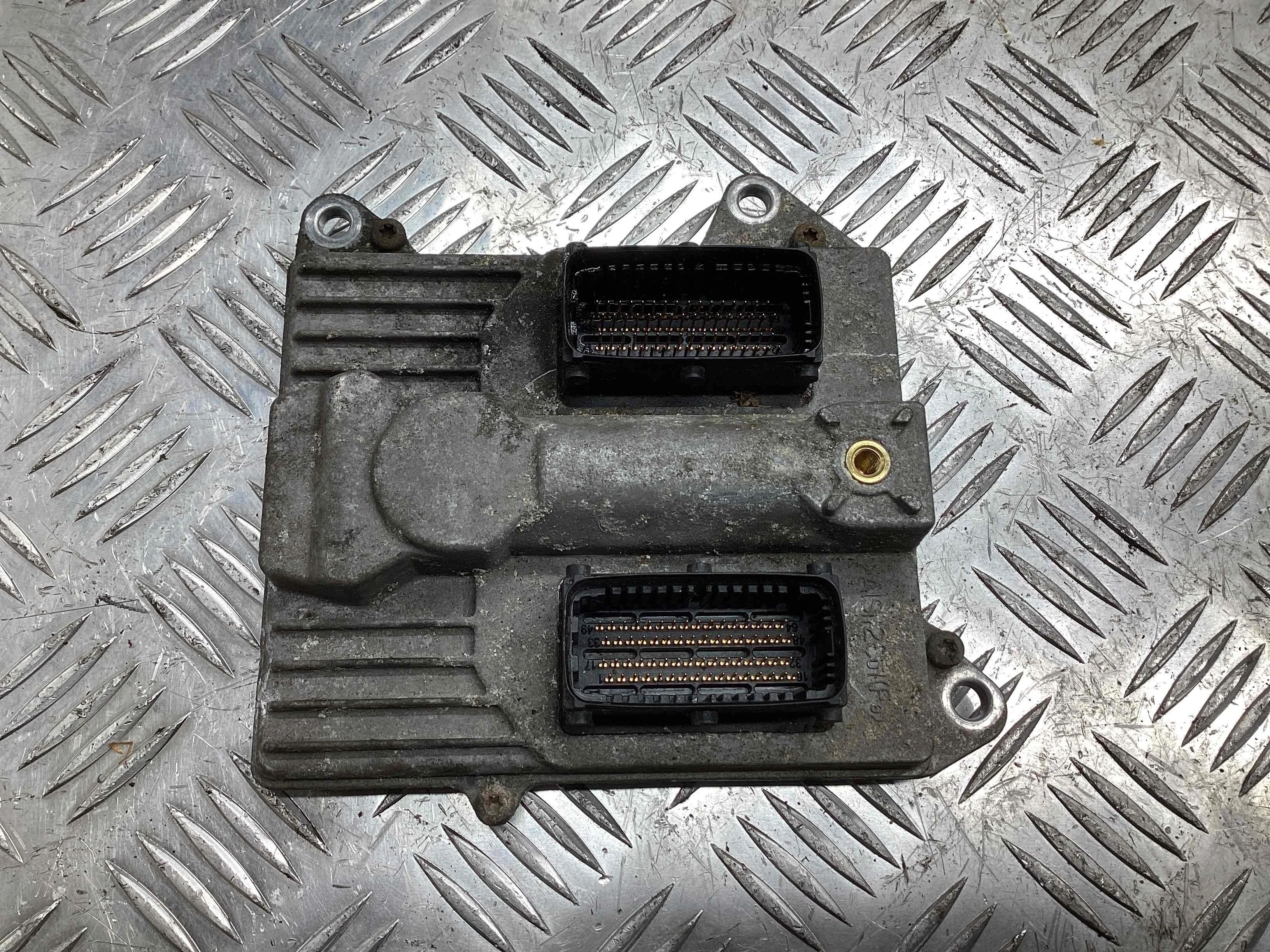 Блок управления двигателем Opel Vectra Vectra C 2002-2005 2004 2,2 i Бензин АКПП Лифтбек.