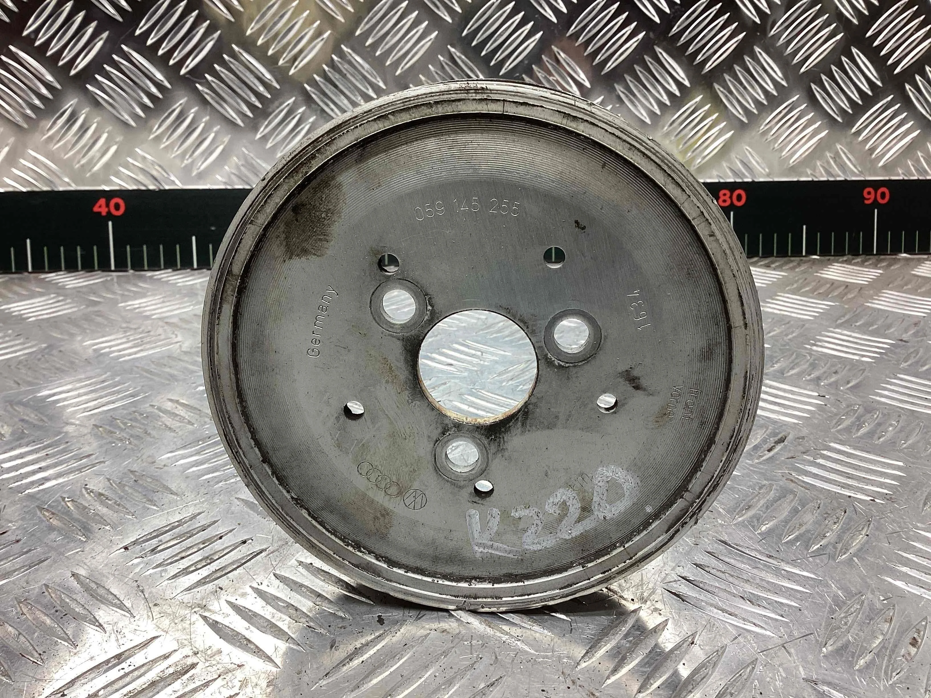 Шкив насоса гидроусилителя Audi A4 A4 B6 (8EC, 8E5) 2000-2004 2003 2,5 TDi Дизель АКПП Универсал.
