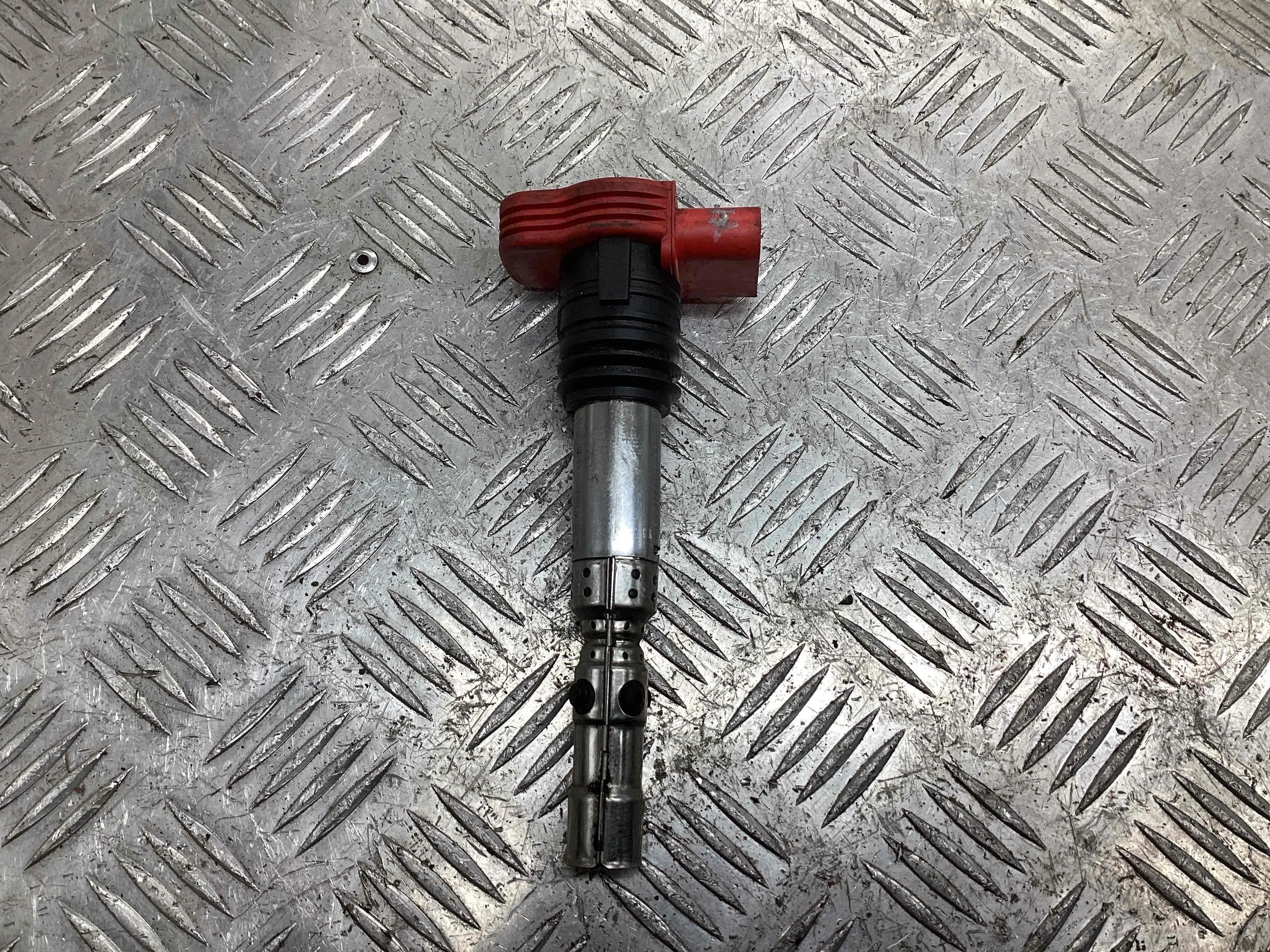 Катушка зажигания Audi A4 A4 B6 (8EC, 8E5) 2000-2004 2003 2,0 i Бензин АКПП Седан.