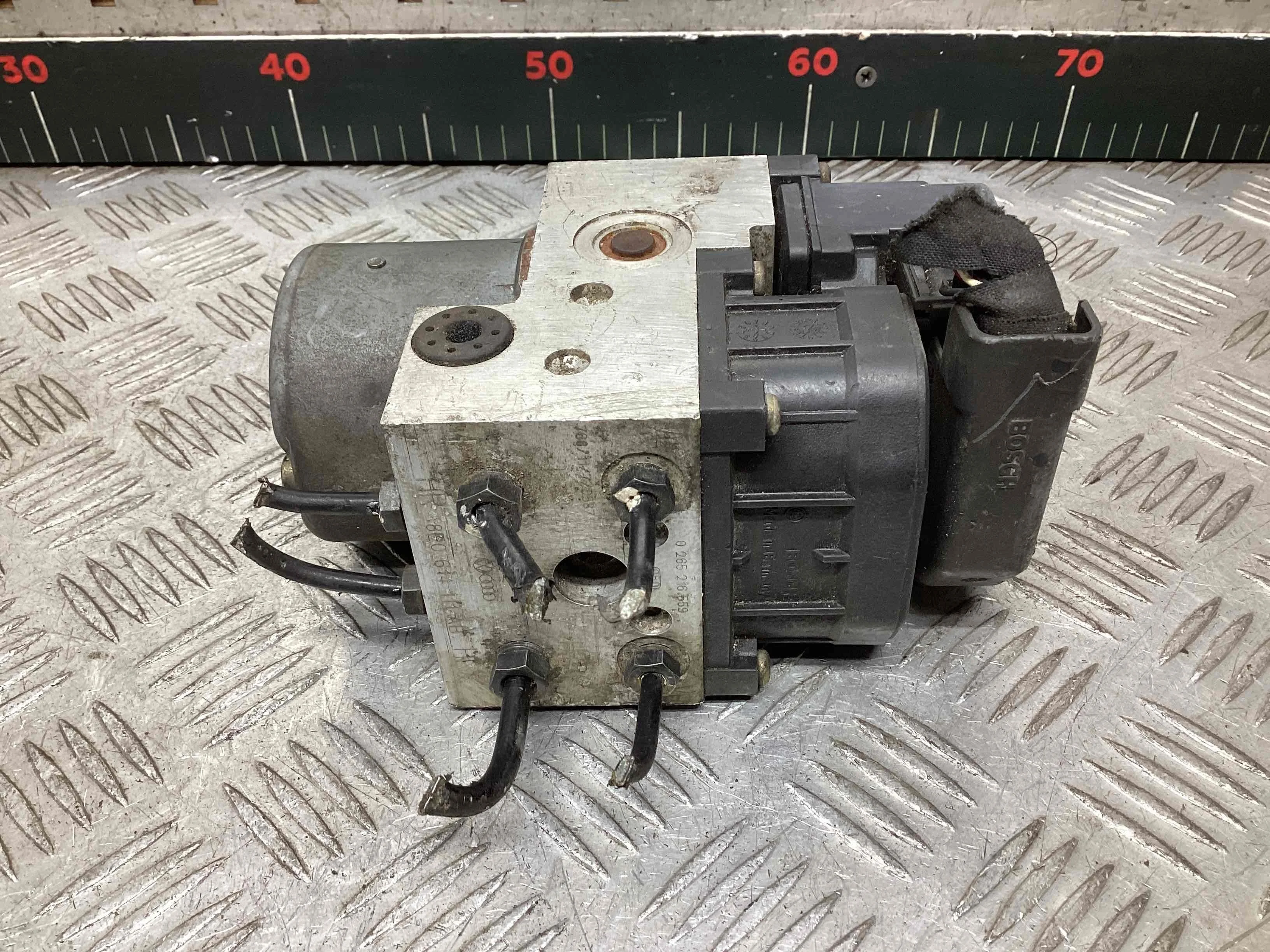Блок ABS Audi A4 A4 B5 (8D) 1994-1999 1998 1,8 i Бензин МКПП Седан.