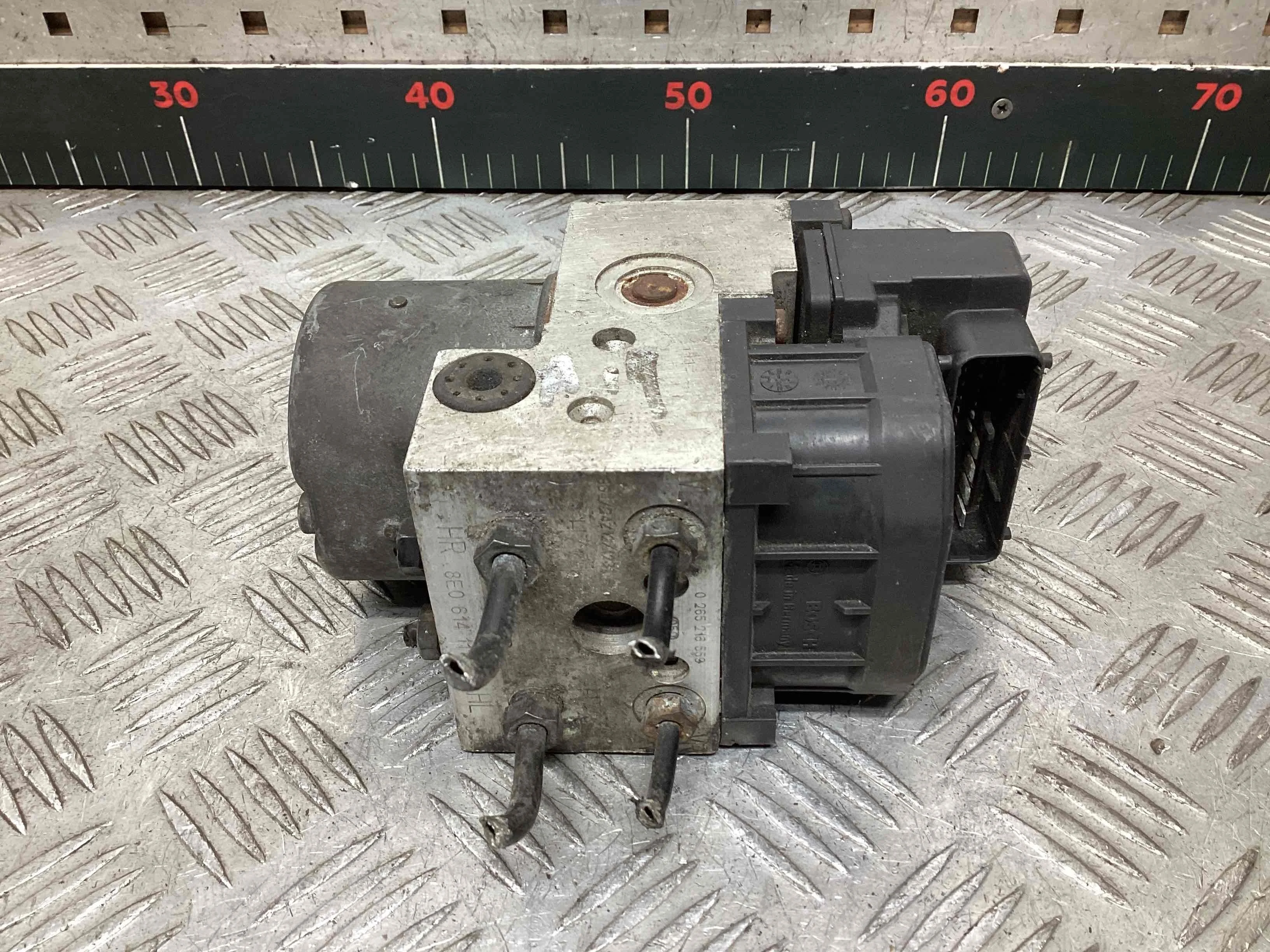 Блок ABS Audi A4 A4 B5 (8D) 1994-1999 1998 1,8 i Бензин МКПП Седан.