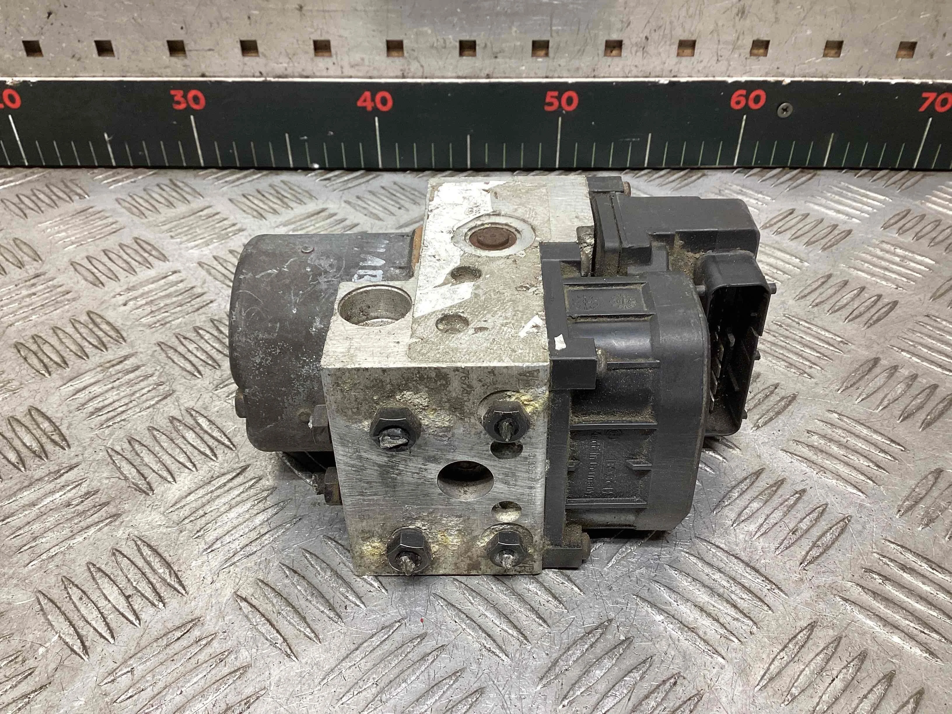 Блок ABS Volkswagen Passat Passat B5 (3B) 1996-2000 1998