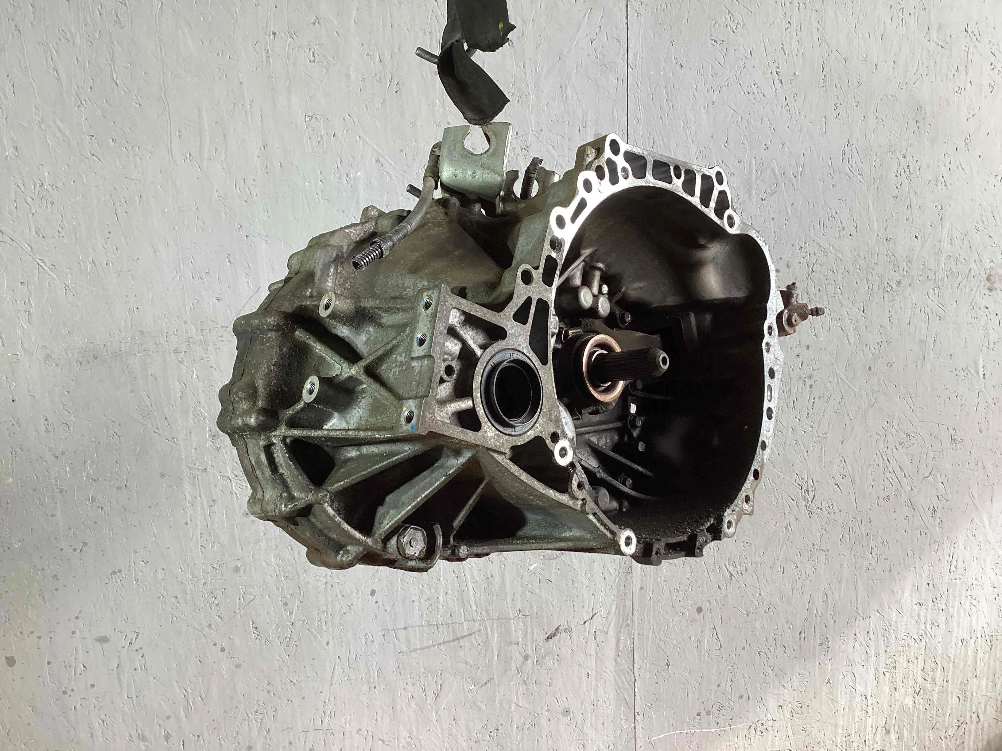КПП механическая (МКПП) 6-ступенчатая Toyota Avensis Avensis III (T270) 2008-2015 2010 2,0 D-4D Дизель МКПП 6ст. Универсал.