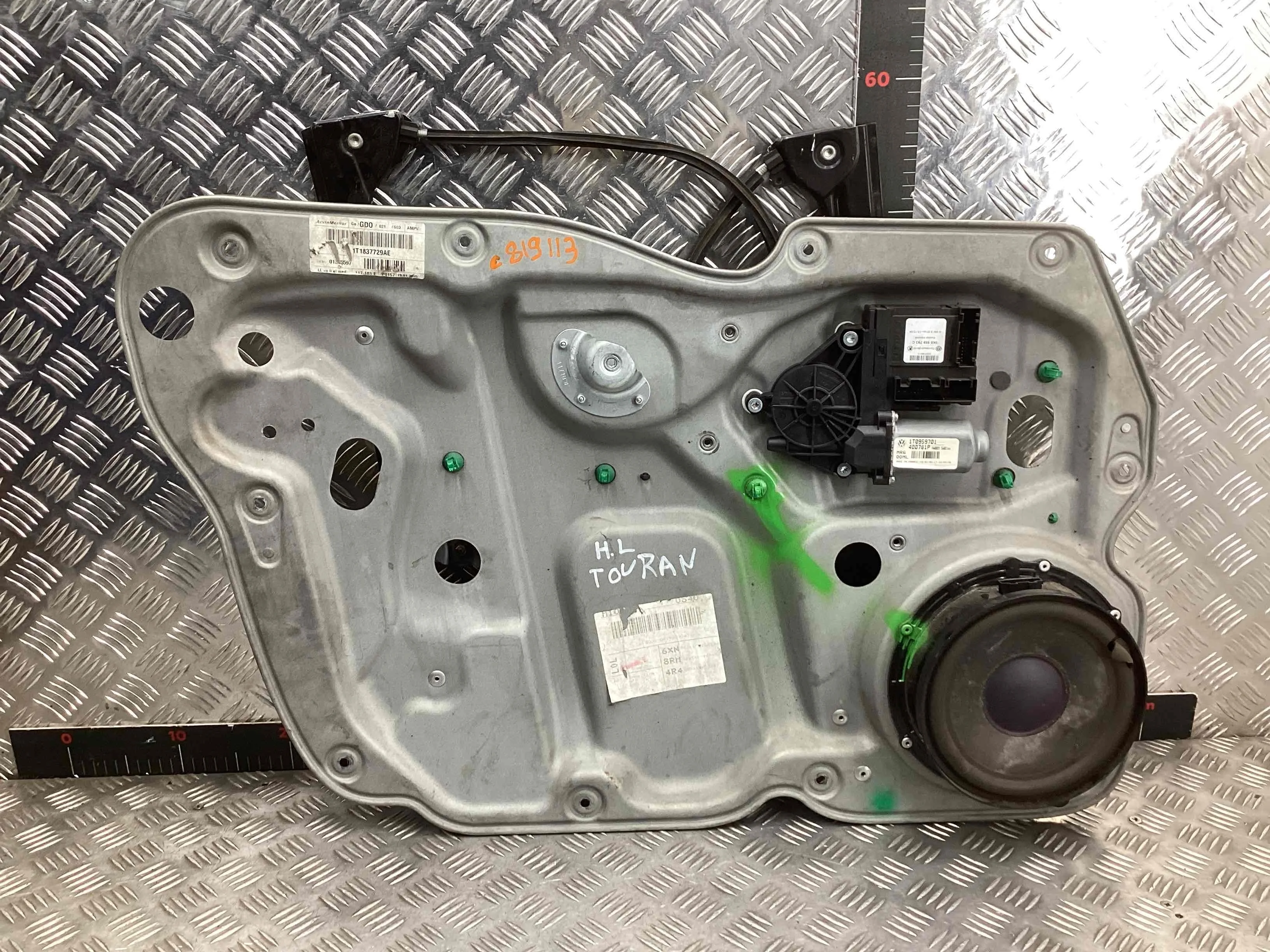 Стеклоподъемник передний левый Volkswagen Touran Touran I (1T) 2003-2006 2003 1,9 TDi Дизель МКПП 6ст. Минивэн.