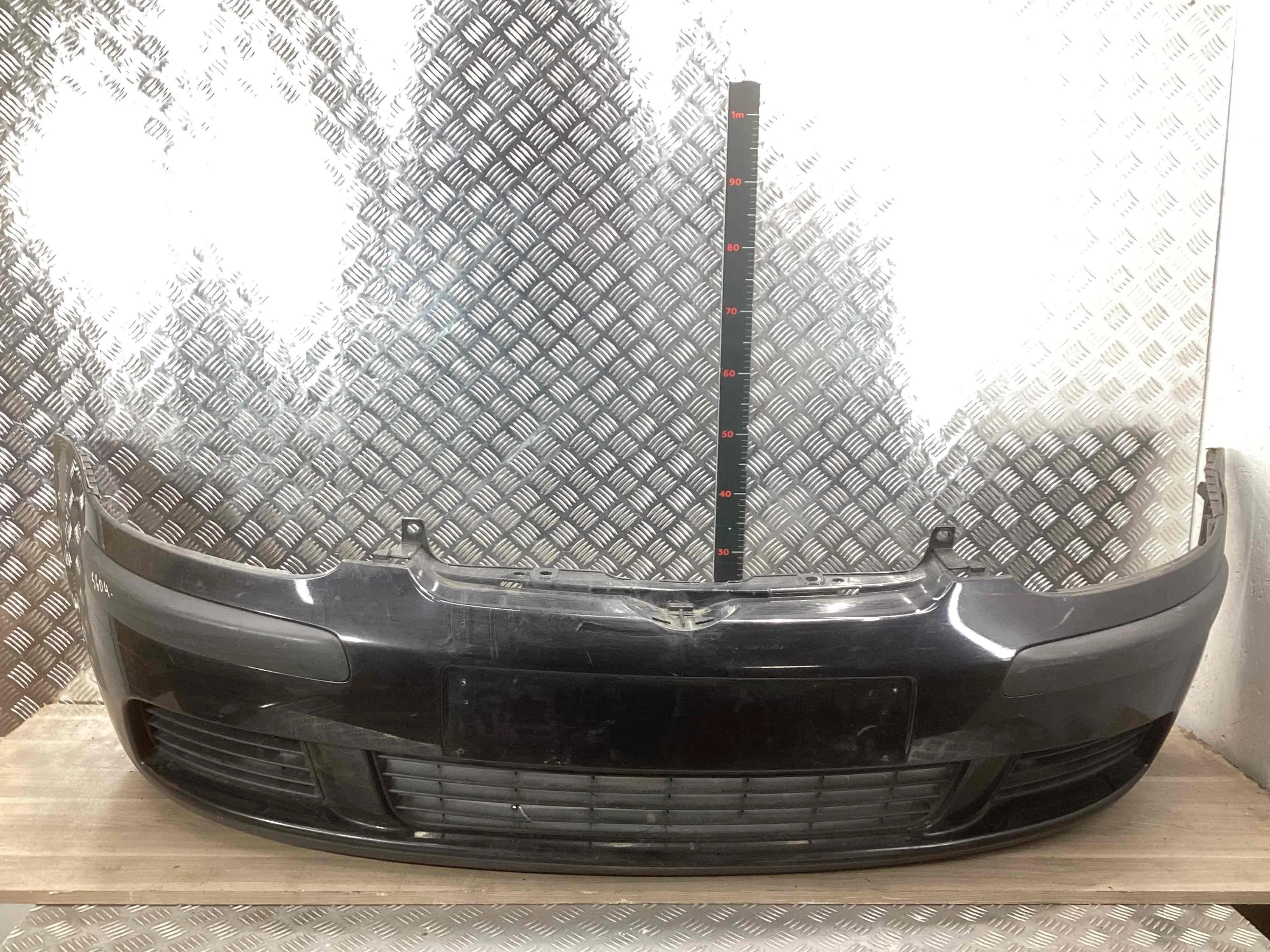 Бампер передний Volkswagen Golf Golf V (1K) 2004-2009 2004 1,4 i Бензин МКПП 5ст. Хэтчбек 5дв.