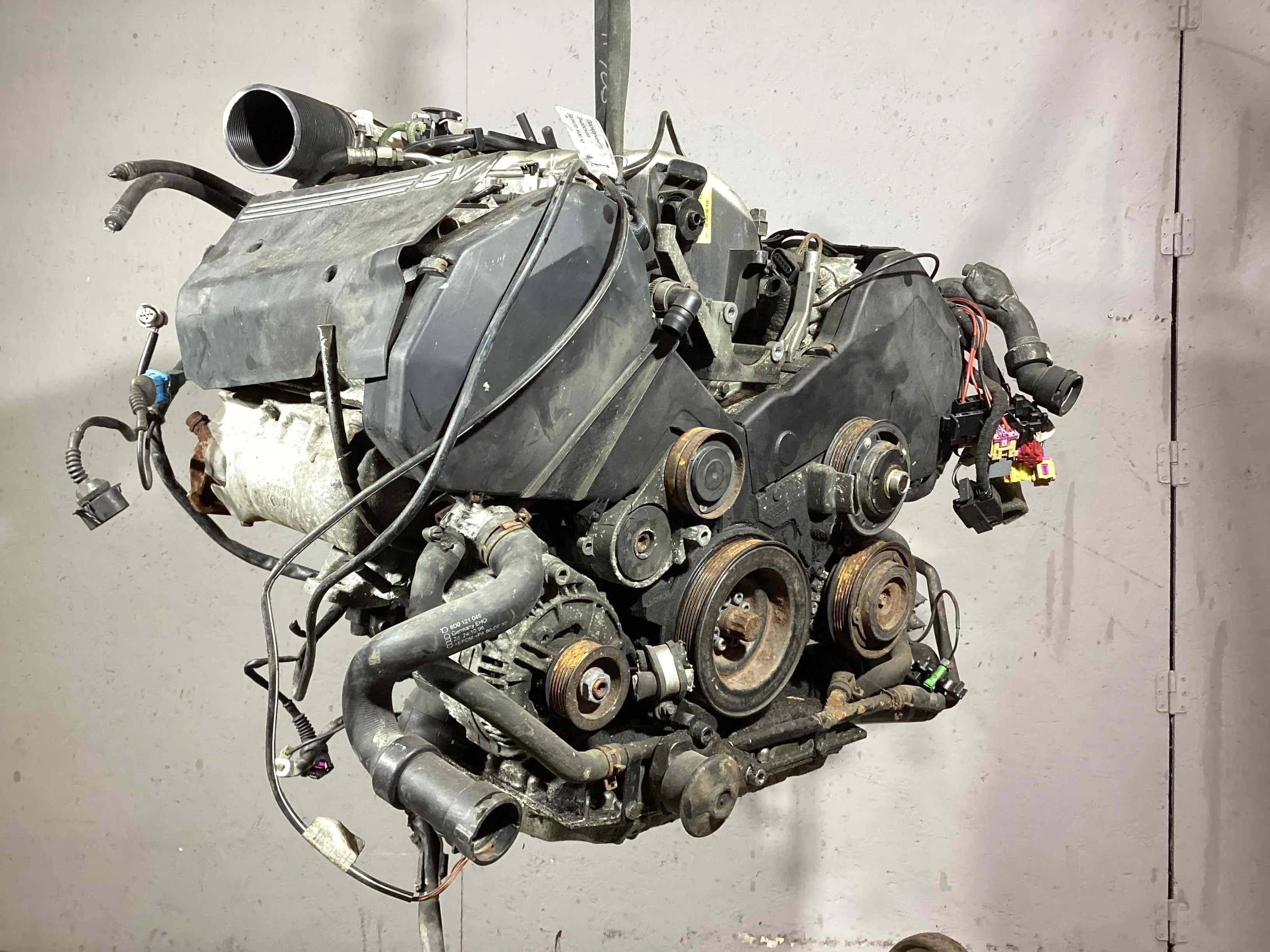 Двигатель Audi A6 A6 C5 (4B) 1997-2001 1998 2,4 i Бензин МКПП 5ст. Универсал.