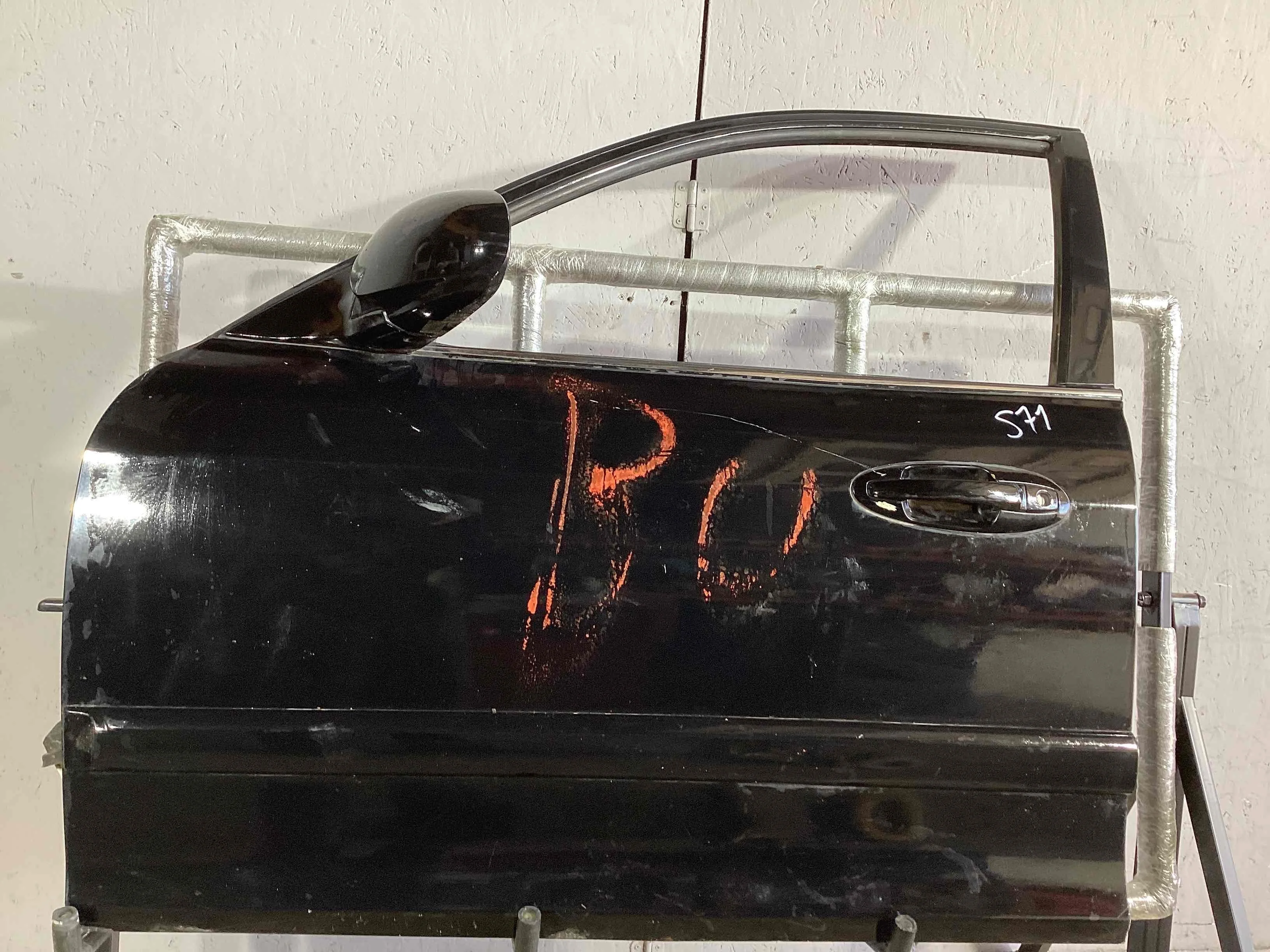 Дверь передняя левая Hyundai Sonata Sonata IV (EF) 2001-2004 рестайлинг 2003 2,0 i Бензин МКПП 5ст. Седан.