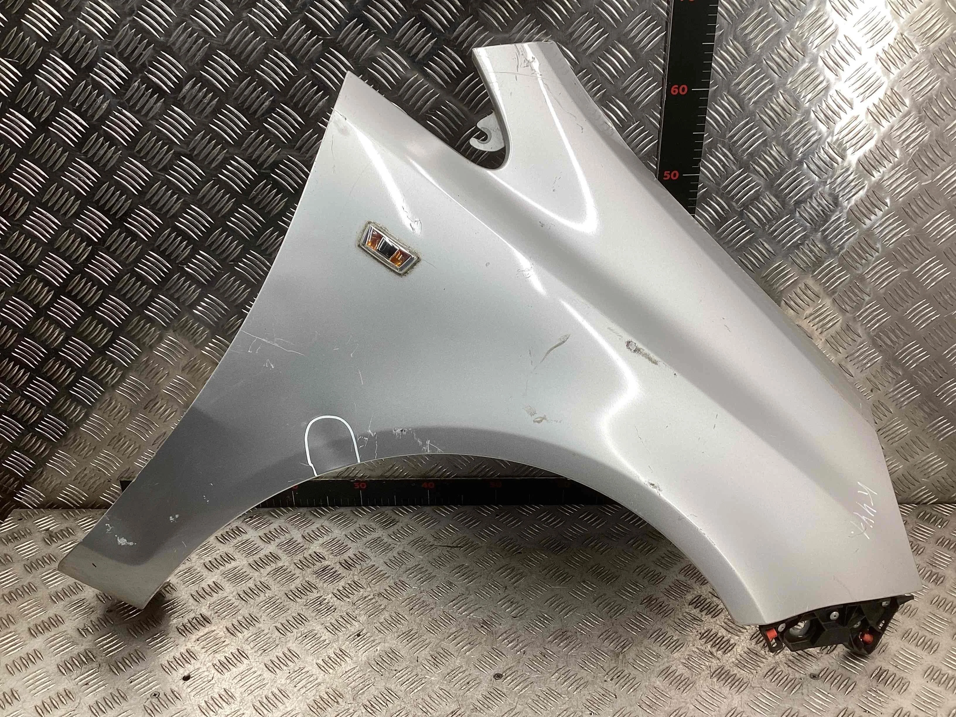 Крыло переднее правое Opel Corsa Corsa D 2006-2010 2009 1,4 i Бензин МКПП 5ст. Хэтчбек 5дв.