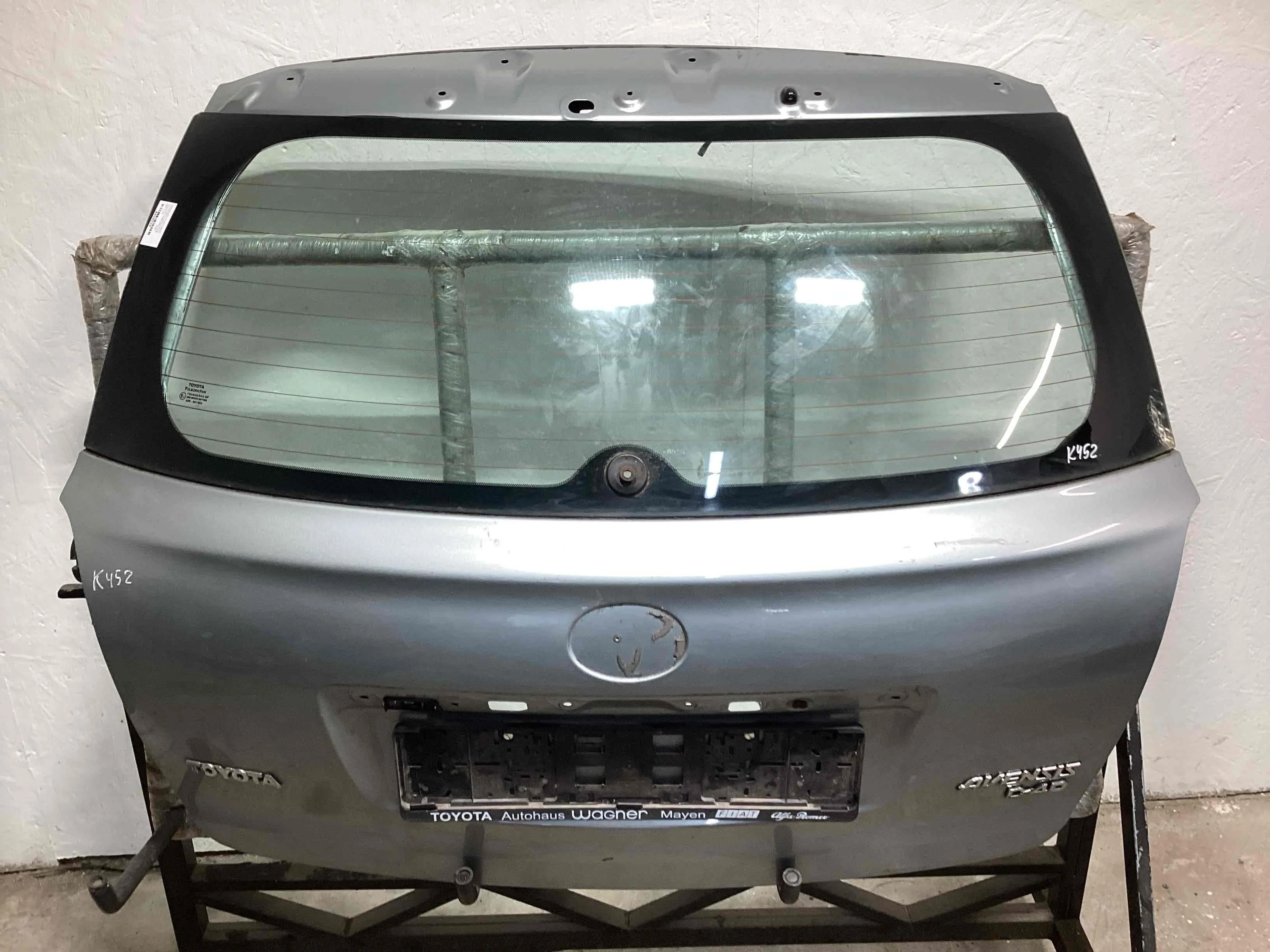 Крышка багажника (дверь 3-5) Toyota Avensis Avensis II (T250) 2003-2008 2007 2,0 D-4D Дизель МКПП 6ст. Универсал.