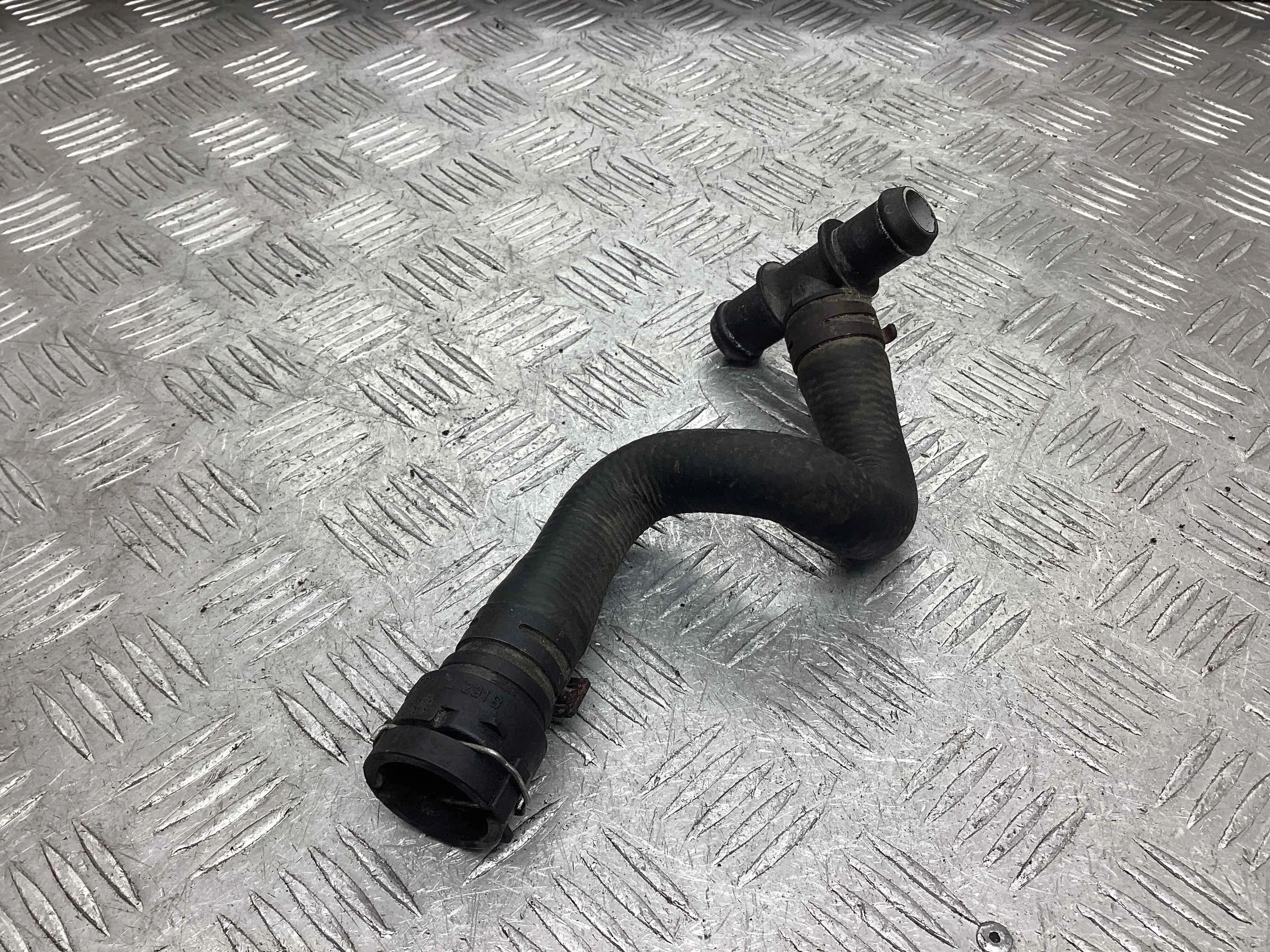 Патрубок (трубопровод, шланг) Volkswagen Sharan Sharan I (7M) 2003-2010 2-й рестайлинг 2006 2,0 TDi Дизель МКПП 6ст. Минивэн.