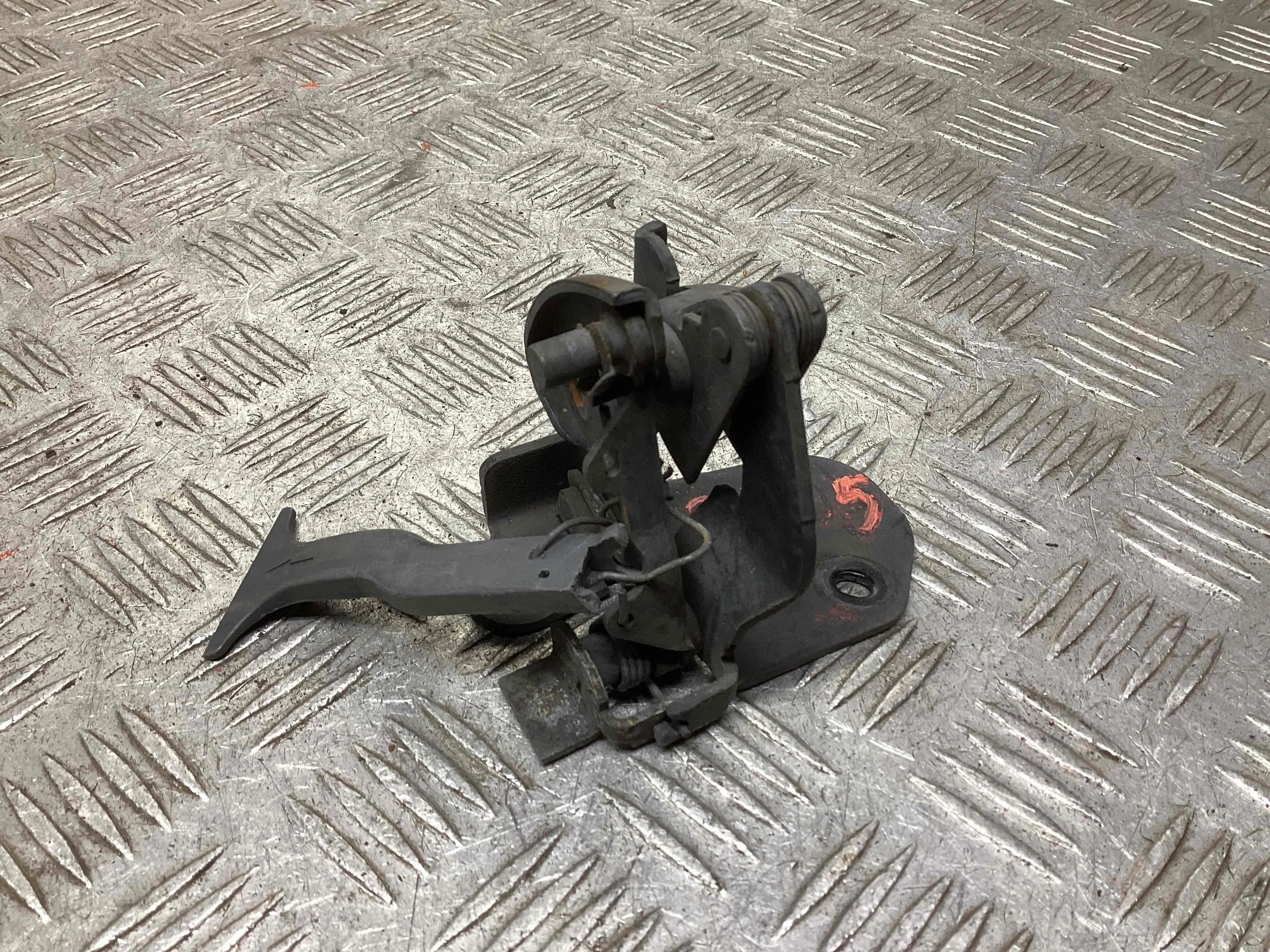 Замок капота Mercedes C (W203) 2000-2004  2001 2,2 CDi Дизель МКПП 6ст. Универсал.