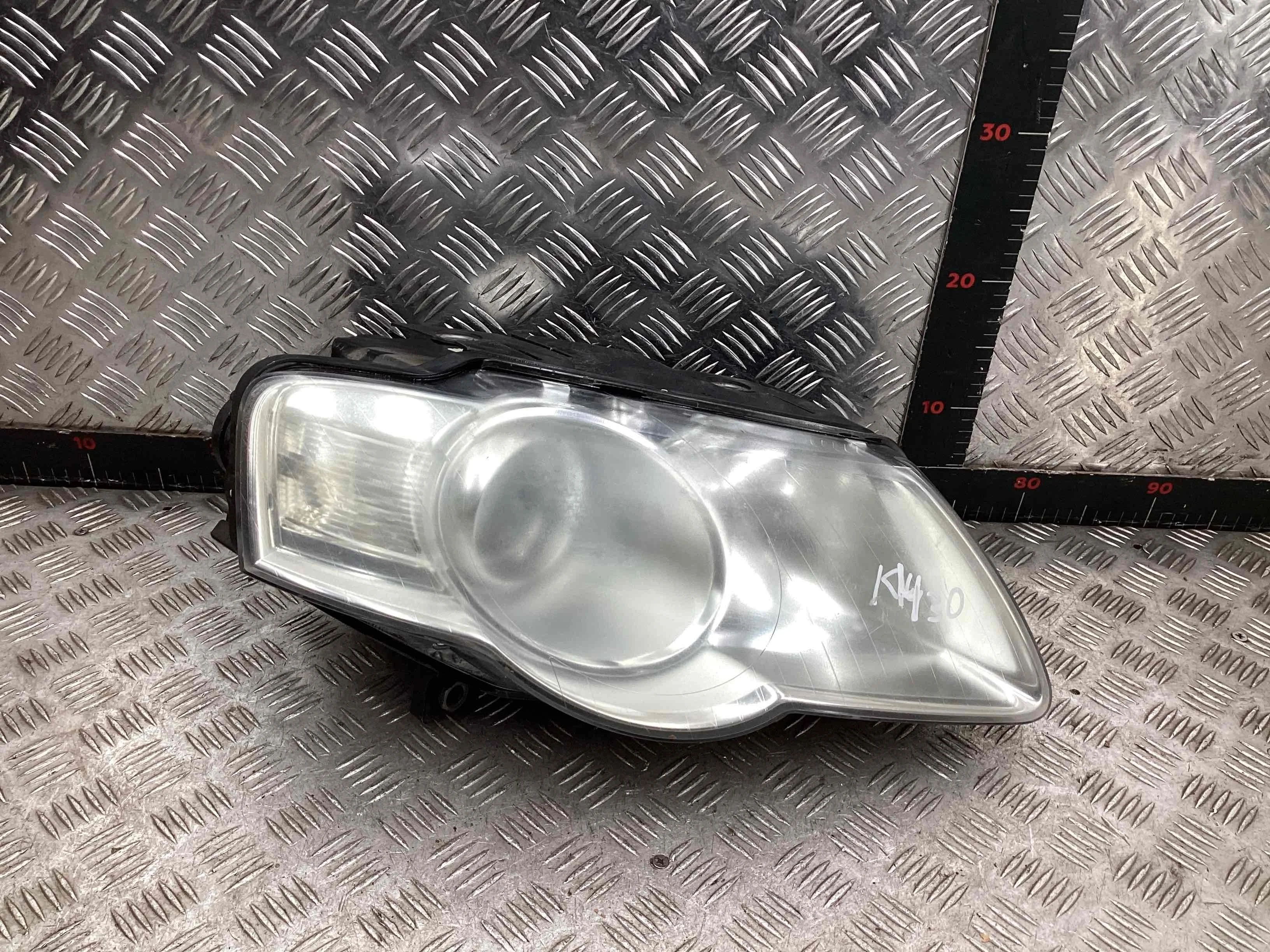 Фара правая Volkswagen Passat Passat B6 (3C) 2005-2010 2006 2,0 TDi Дизель МКПП 6ст. Универсал.