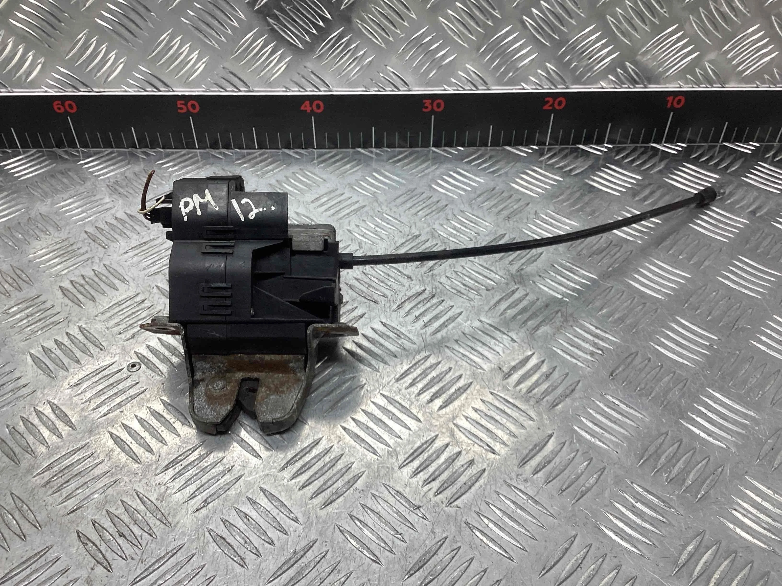 Замок багажника Mercedes C (W203) 2000-2004  2002 2,2 CDi Дизель МКПП 6ст. Универсал.