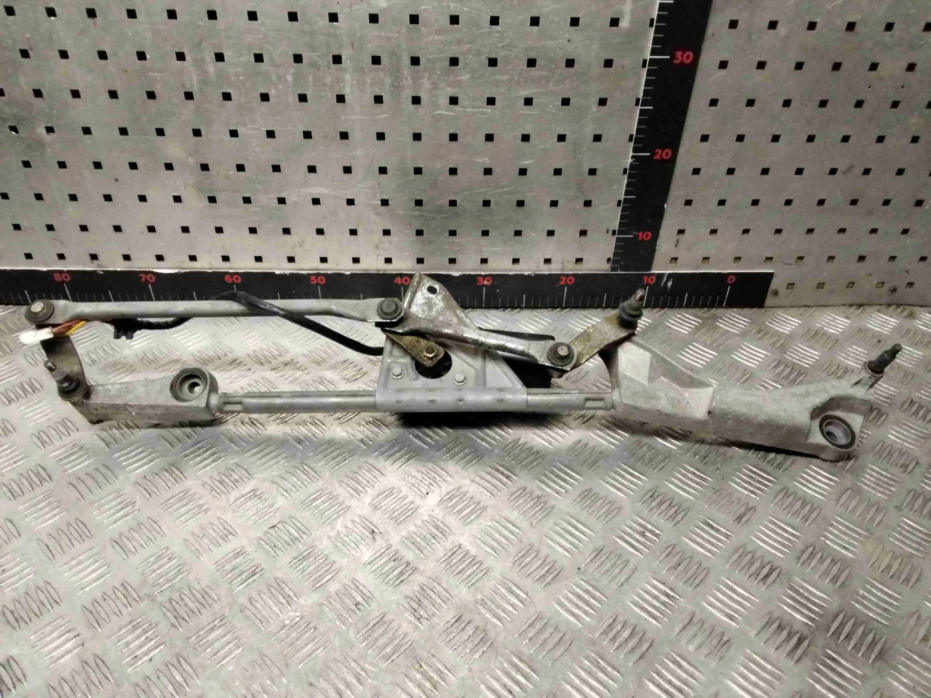 Механизм стеклоочистителя (трапеция дворников) Mercedes C (W203) 2000-2004  2003 2,2 CDi Дизель МКПП 6ст. Универсал.