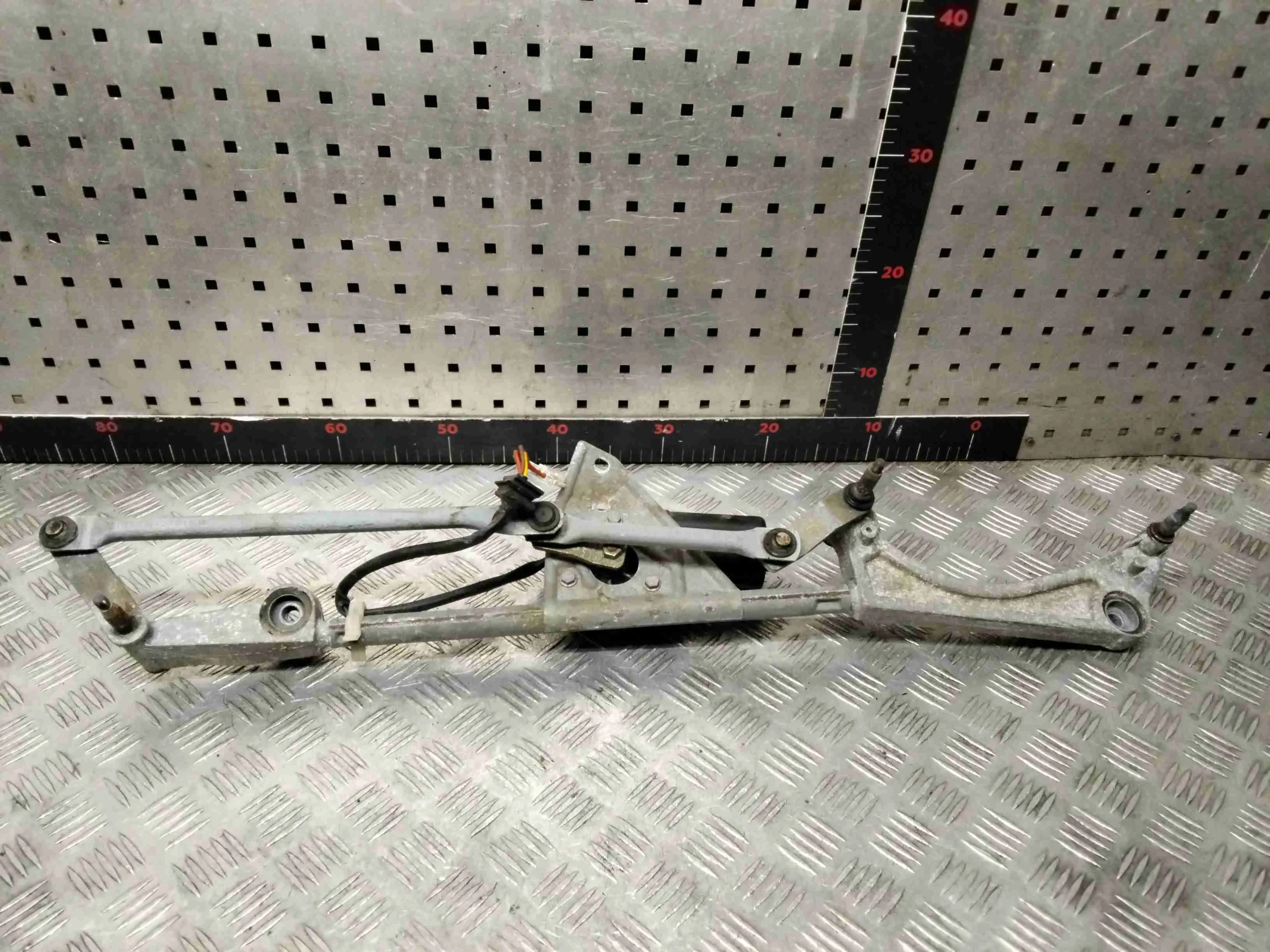 Механизм стеклоочистителя (трапеция дворников) Mercedes C (W203) 2000-2004  2003 2,2 CDi Дизель АКПП Универсал.