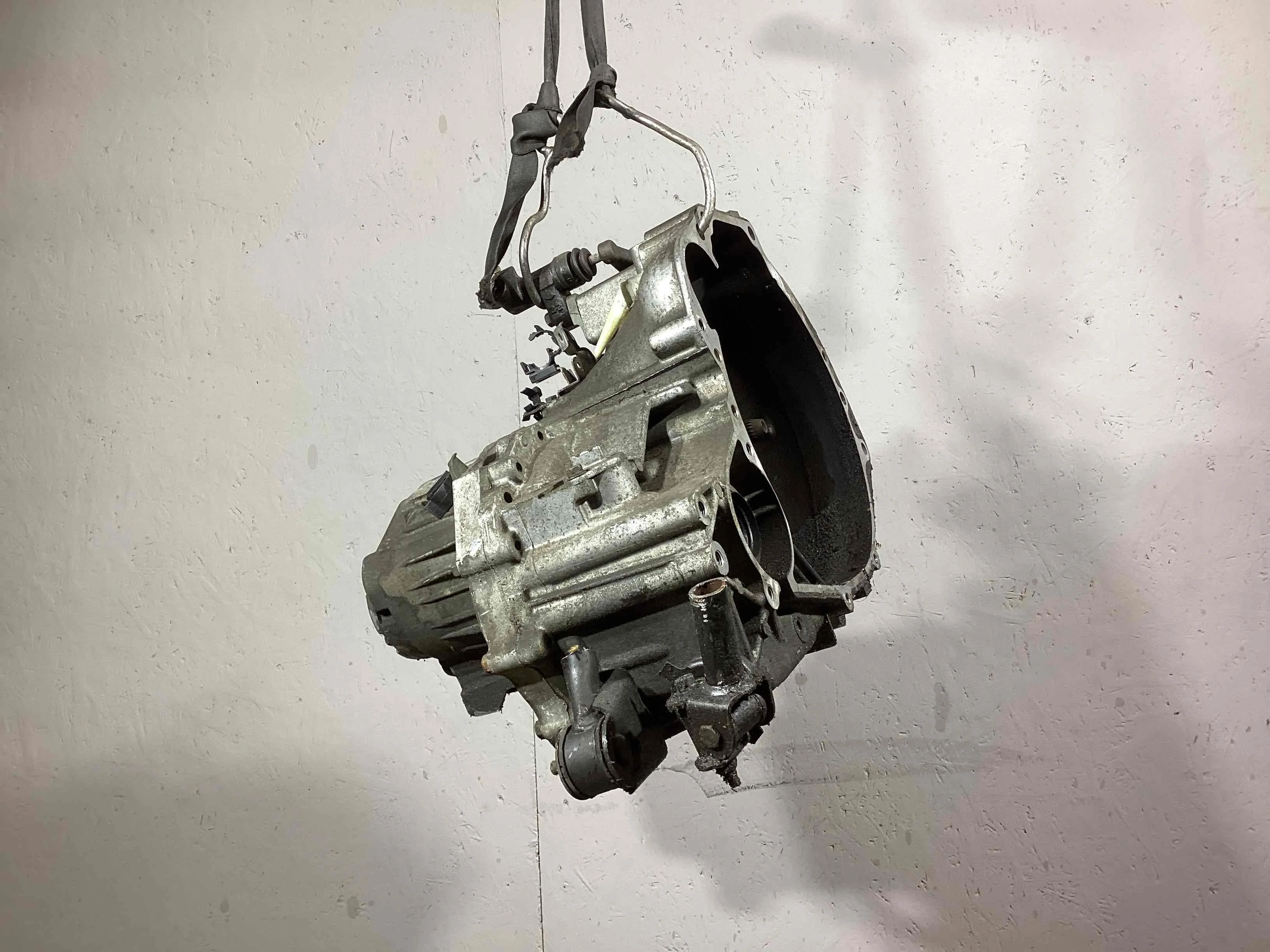 КПП механическая (МКПП) 5-ступенчатая Nissan Primera Primera III (P12) 2002-2008 2002 1,8 i Бензин МКПП 5ст. Универсал.