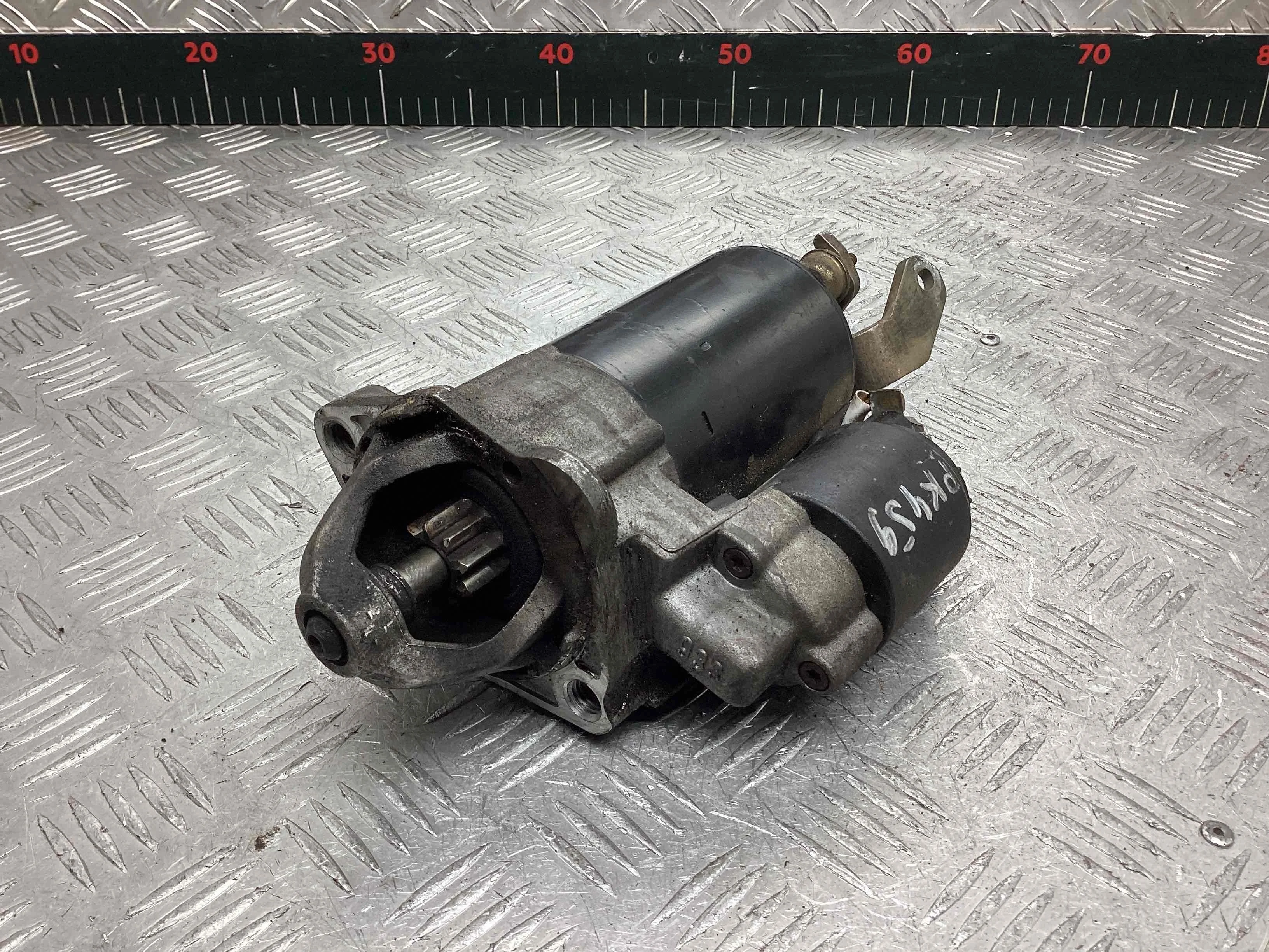 Стартер Audi A4 A4 B6 (8EC, 8E5) 2000-2004 2003 1,6 i Бензин МКПП 5ст. Седан.