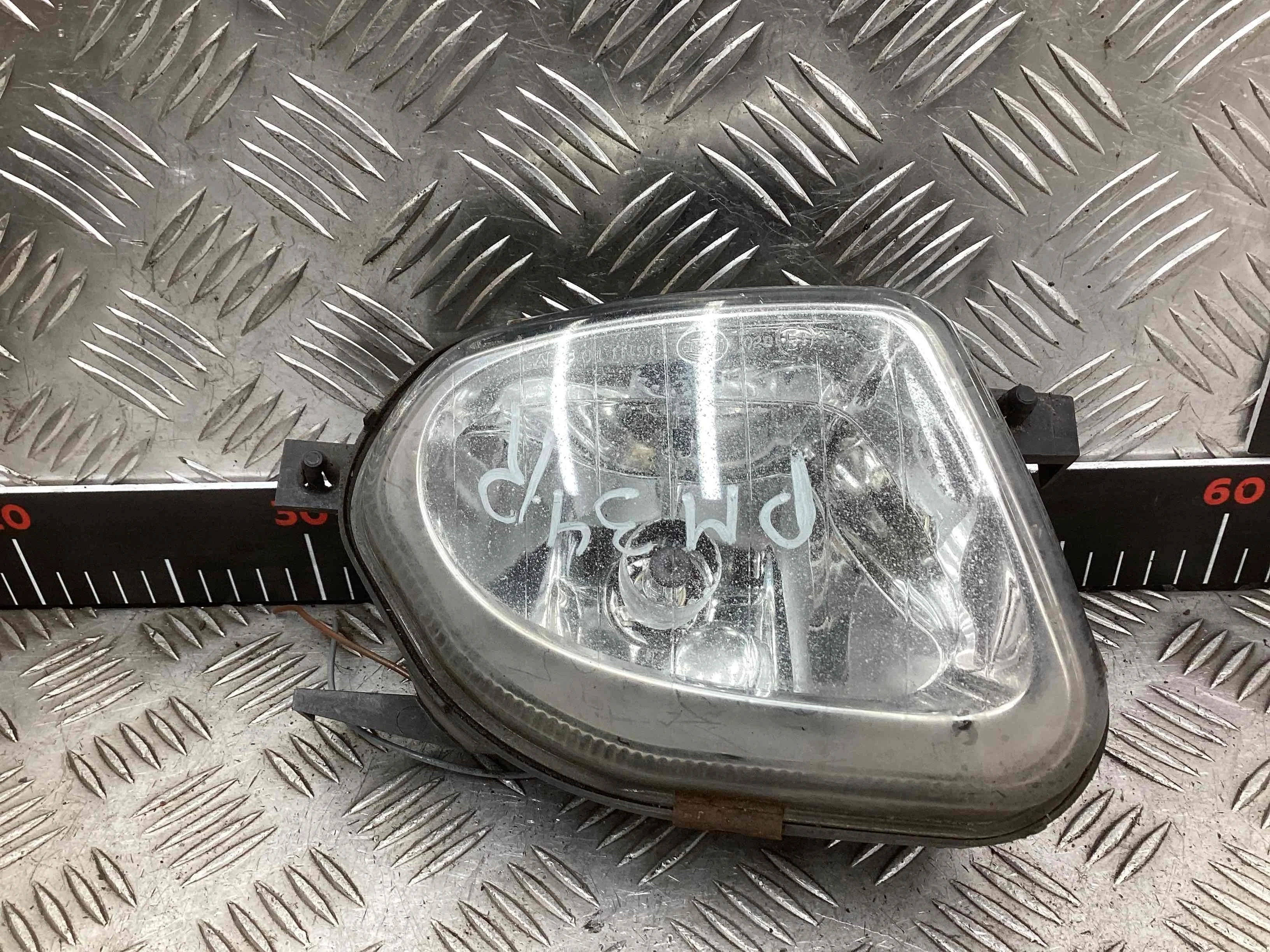 Фара противотуманная правая Mercedes E (W211) 2002-2006  2003 2,2 CDi Дизель АКПП Седан.