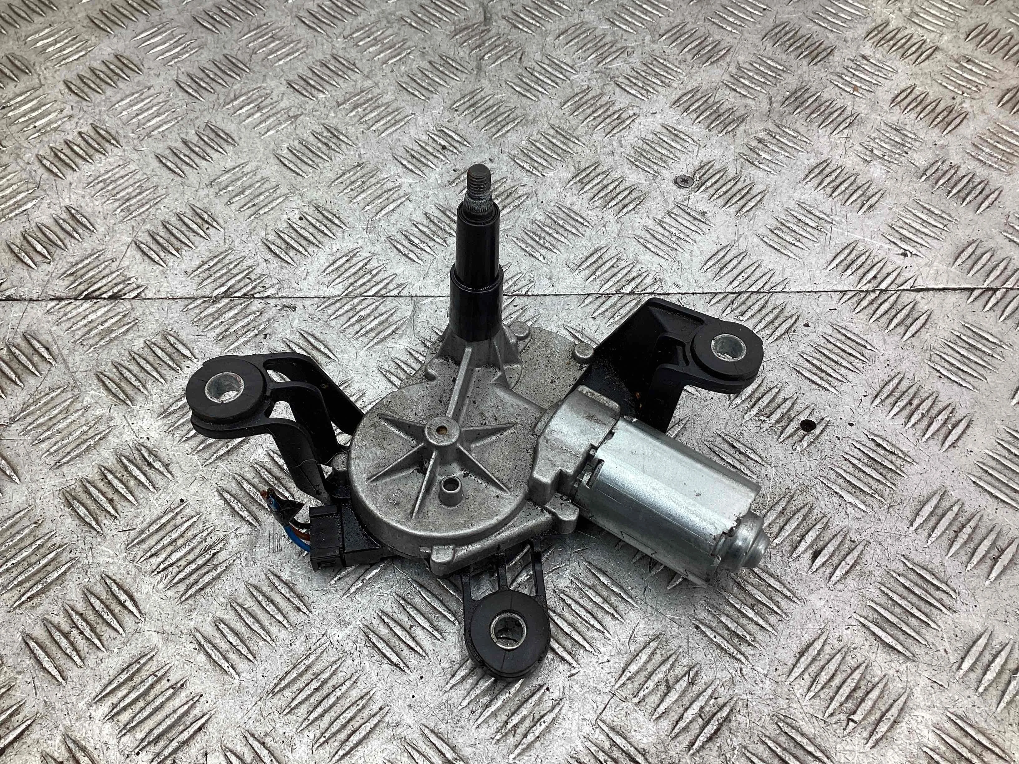 Моторчик заднего стеклоочистителя (дворника) Opel Astra Astra H 2004-2007 2006 1,8 i Бензин АКПП Универсал.