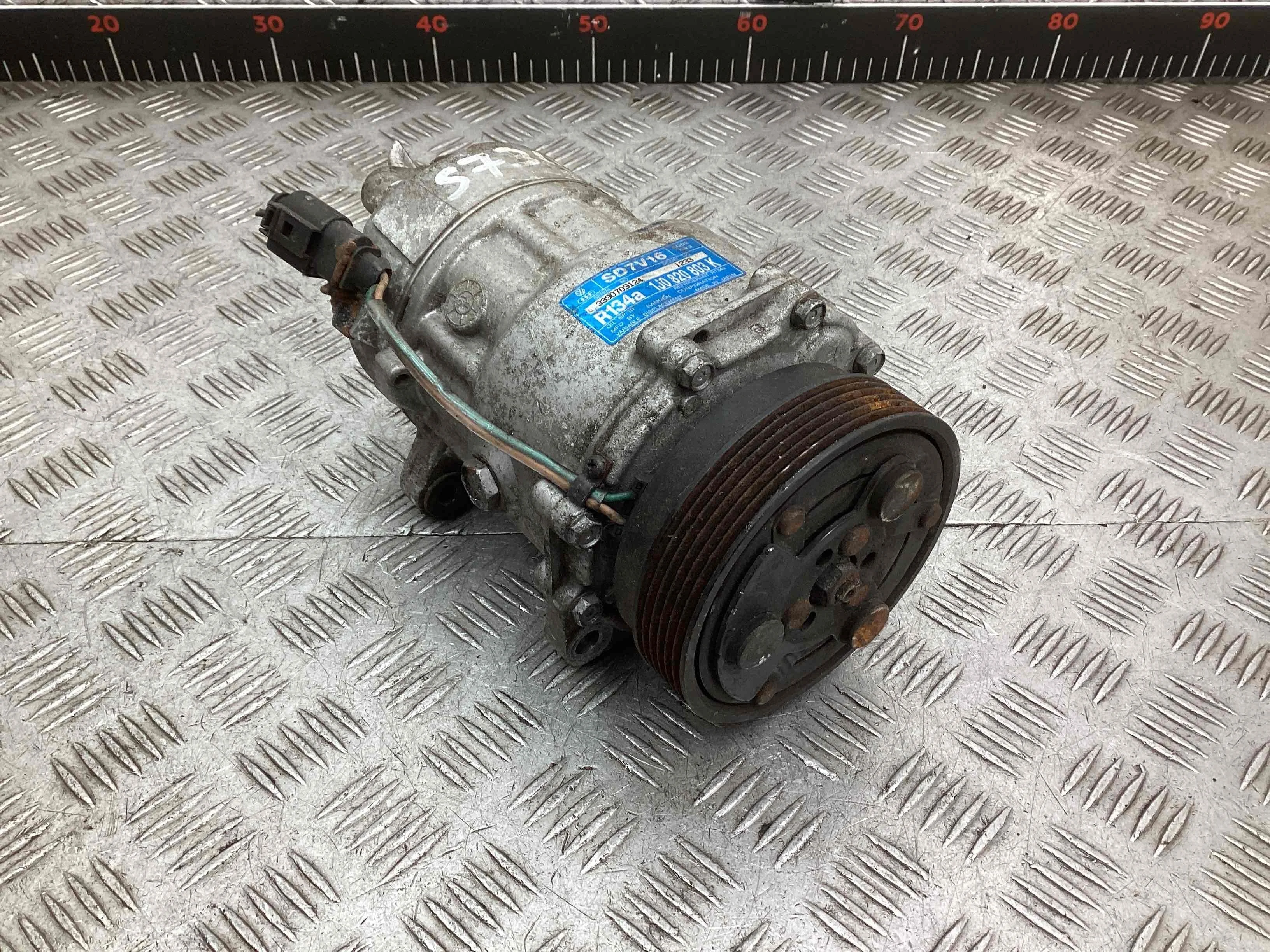 Компрессор кондиционера Volkswagen Golf Golf IV (1J) 1997-2004 2002 1,9 TDi Дизель МКПП 5ст. Универсал.