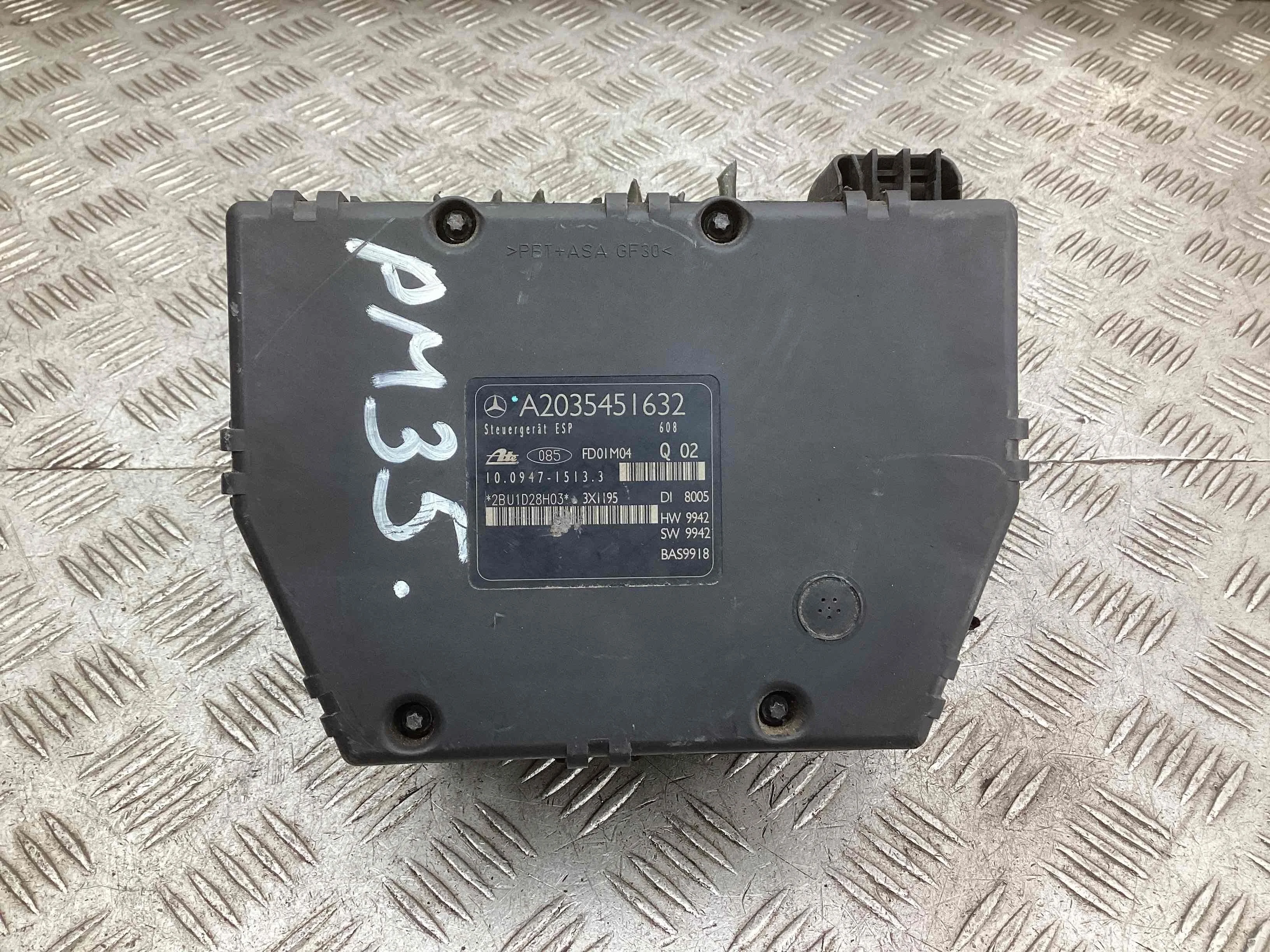 Блок ABS Mercedes C (W203) 2000-2004  2001 2,0 компр. Бензин МКПП 6ст. Купе.